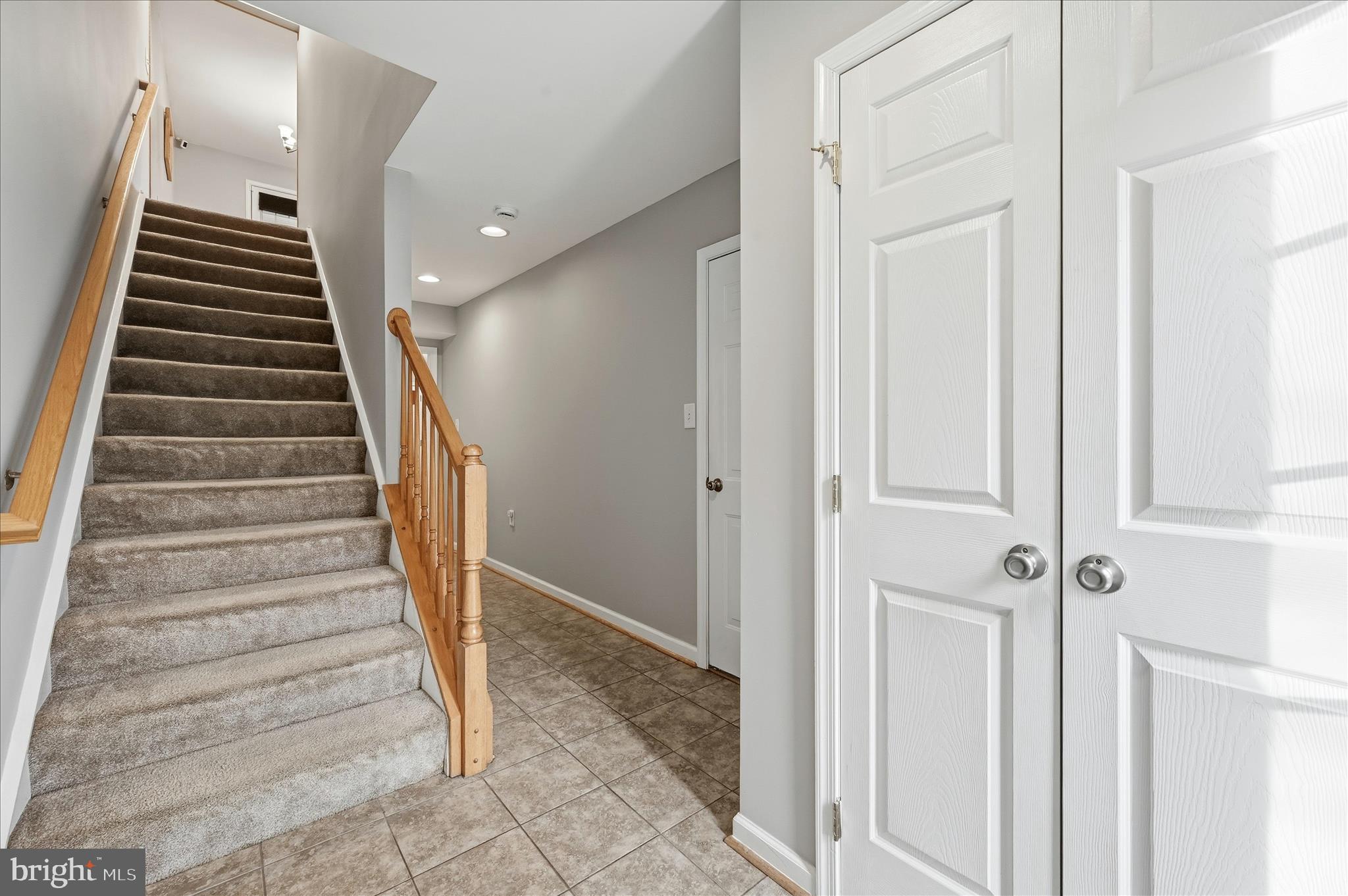 LOCUST HILL - Residential