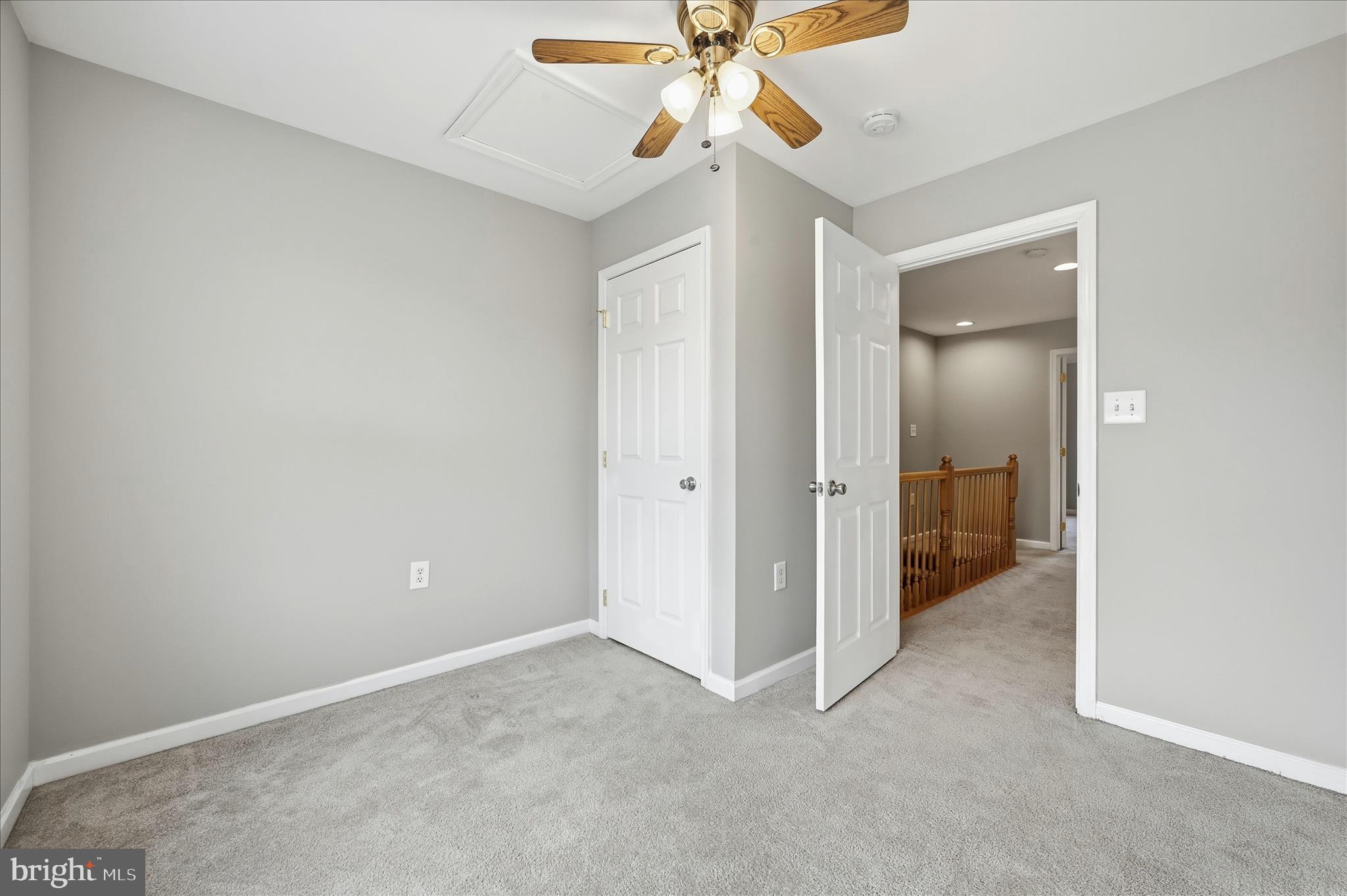 LOCUST HILL - Residential