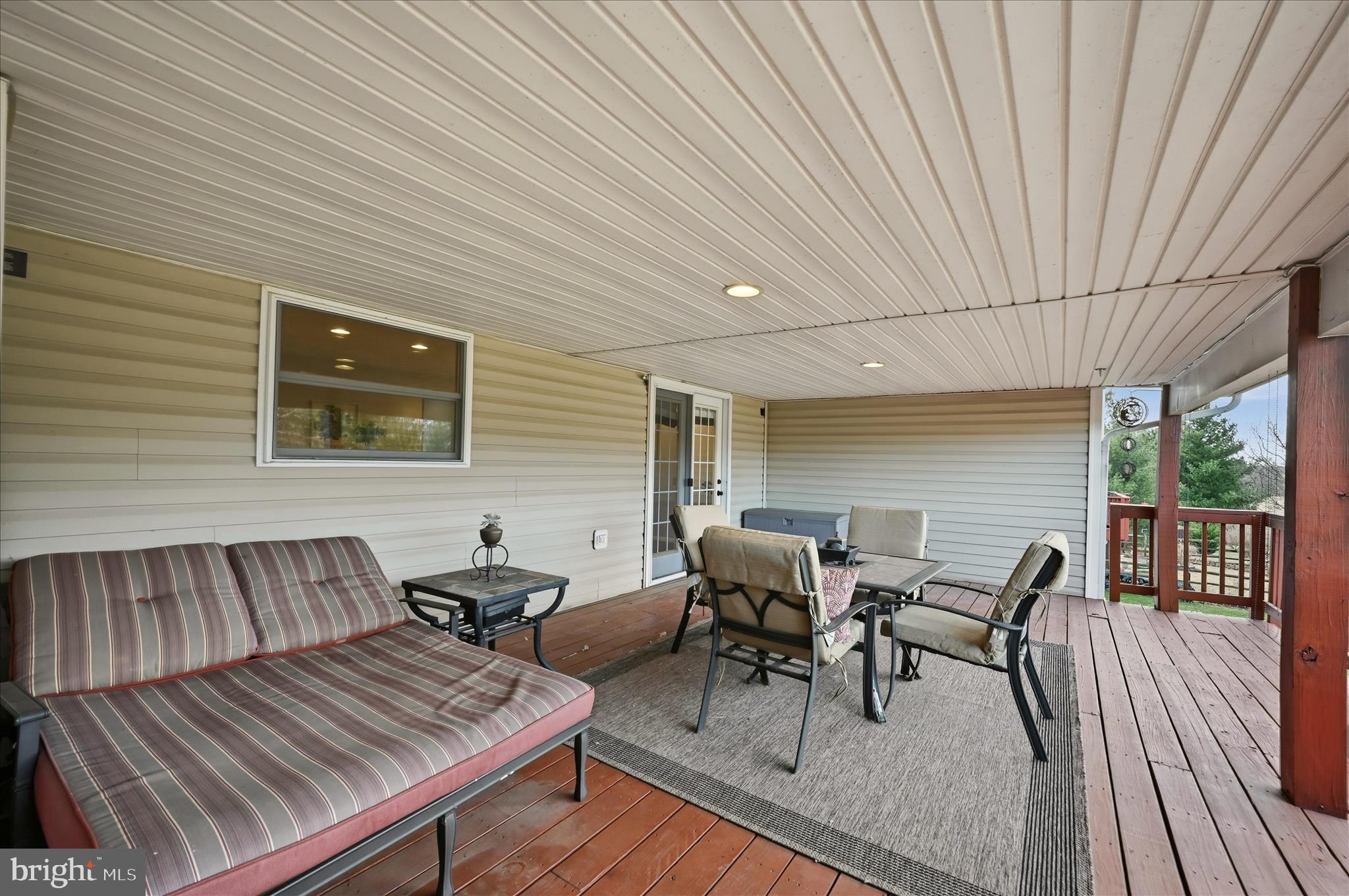 LOCUST HILL - Residential