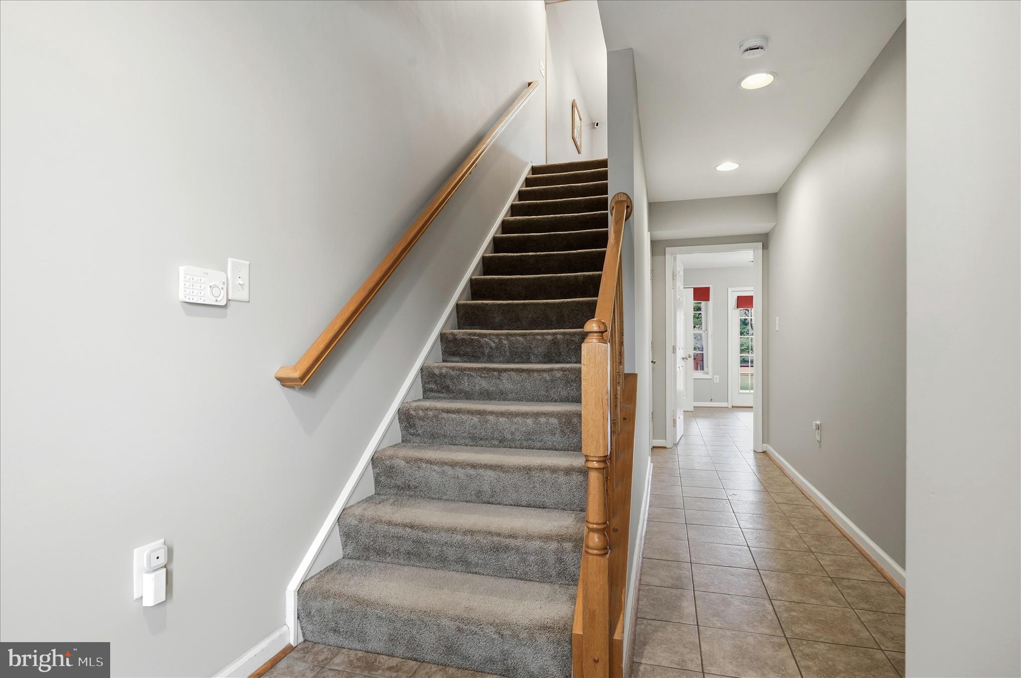 LOCUST HILL - Residential