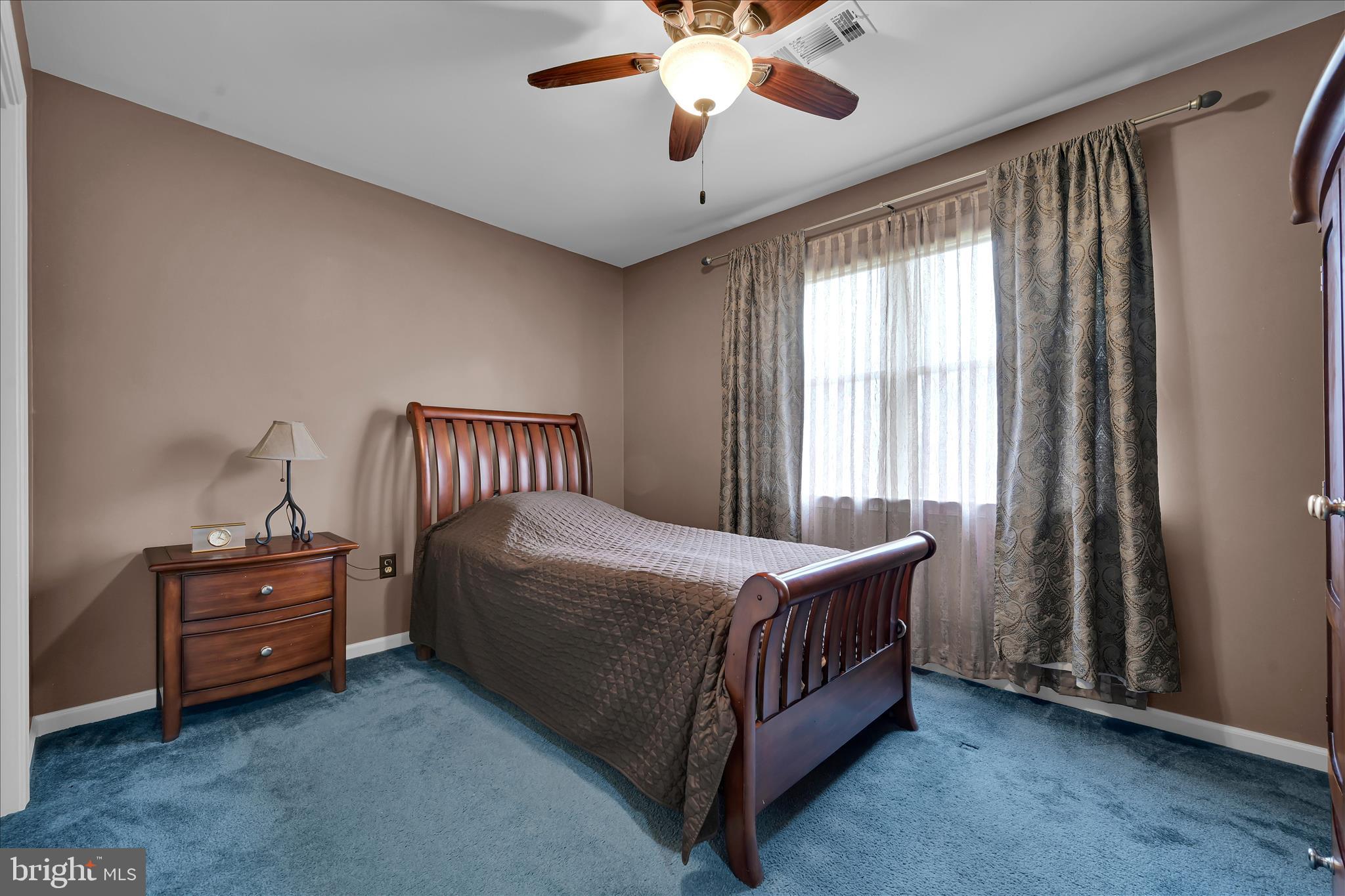 RIDGEVIEW - Residential