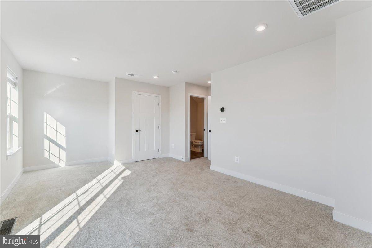 FOSTER'S GLEN - Residential