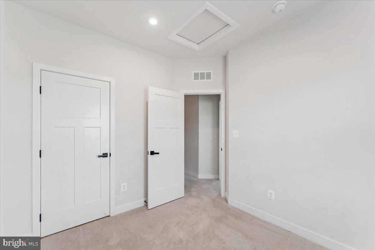 FOSTER'S GLEN - Residential