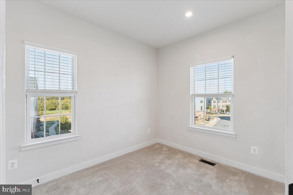 FOSTER'S GLEN - Residential