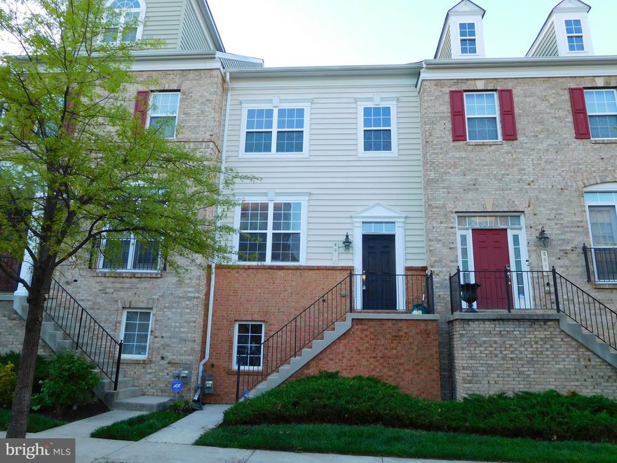 BEAUTIFUL 3 level 4 bedroom 2 full & 2 1/2 bathroom townhouse. 9 ft ceiling all 3 levels, 3 min walking distance to Garrett A Morgan Metro & Fedex Field Stadium. Easy commute to Downtown Washington D.C. Less than 1 mile to 95/495. gourmet kitchen, granite Counter tops, Stainless Steel appliances, hardwood floor on main level and upper level. Fireplace, trex deck, 2 Car Garage. community has clubhouse, exercise room & pool.