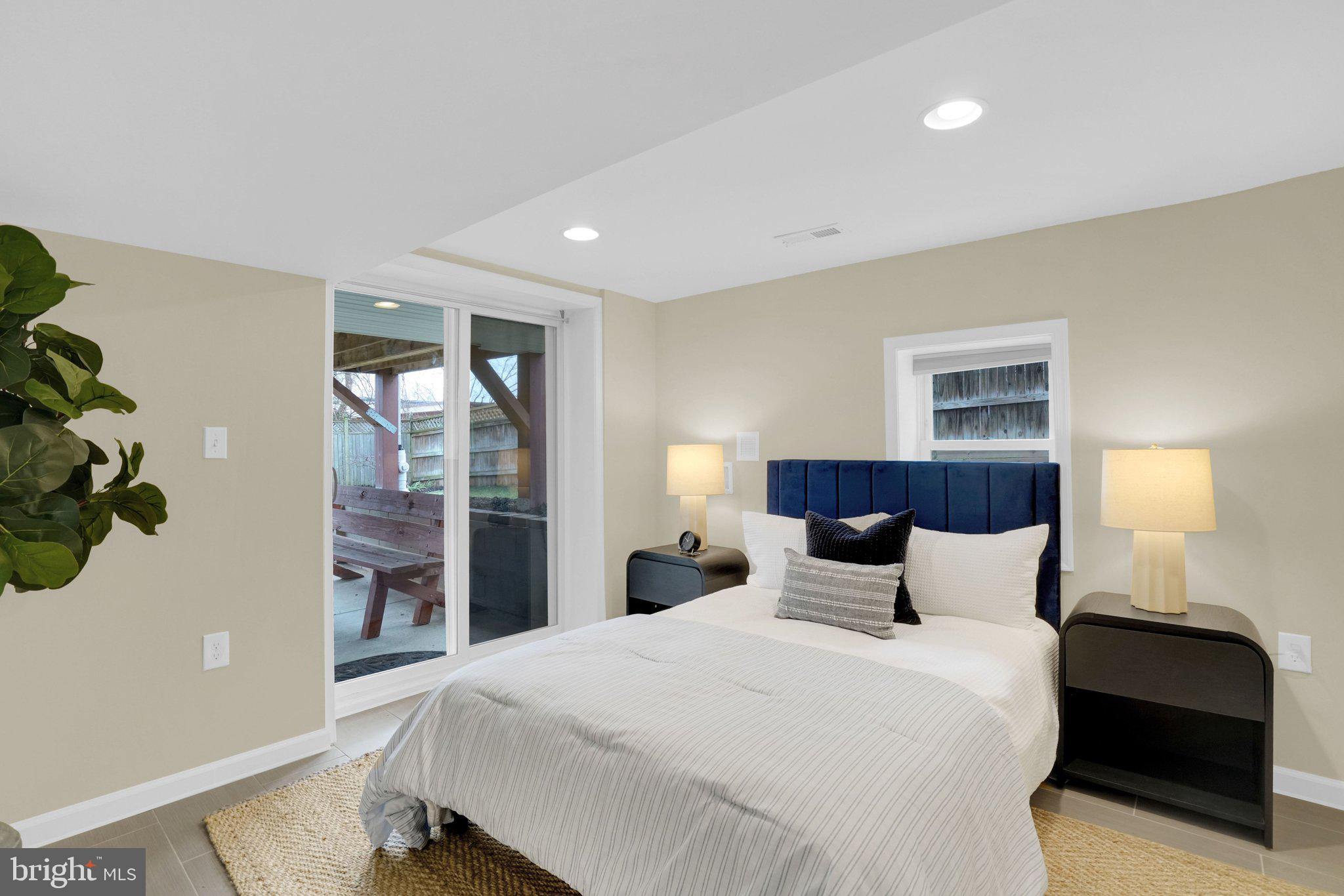 SOUTHGATE - Residential