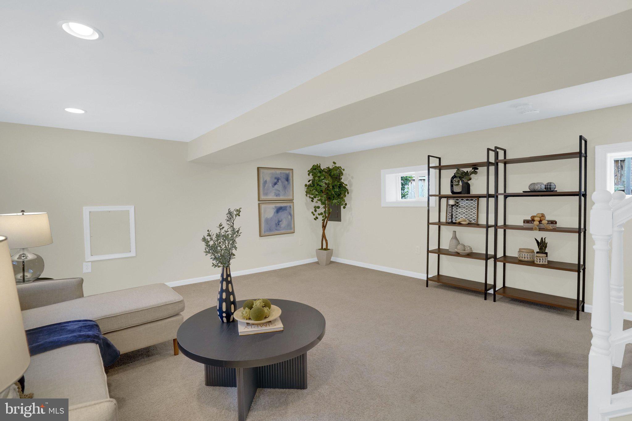 SOUTHGATE - Residential