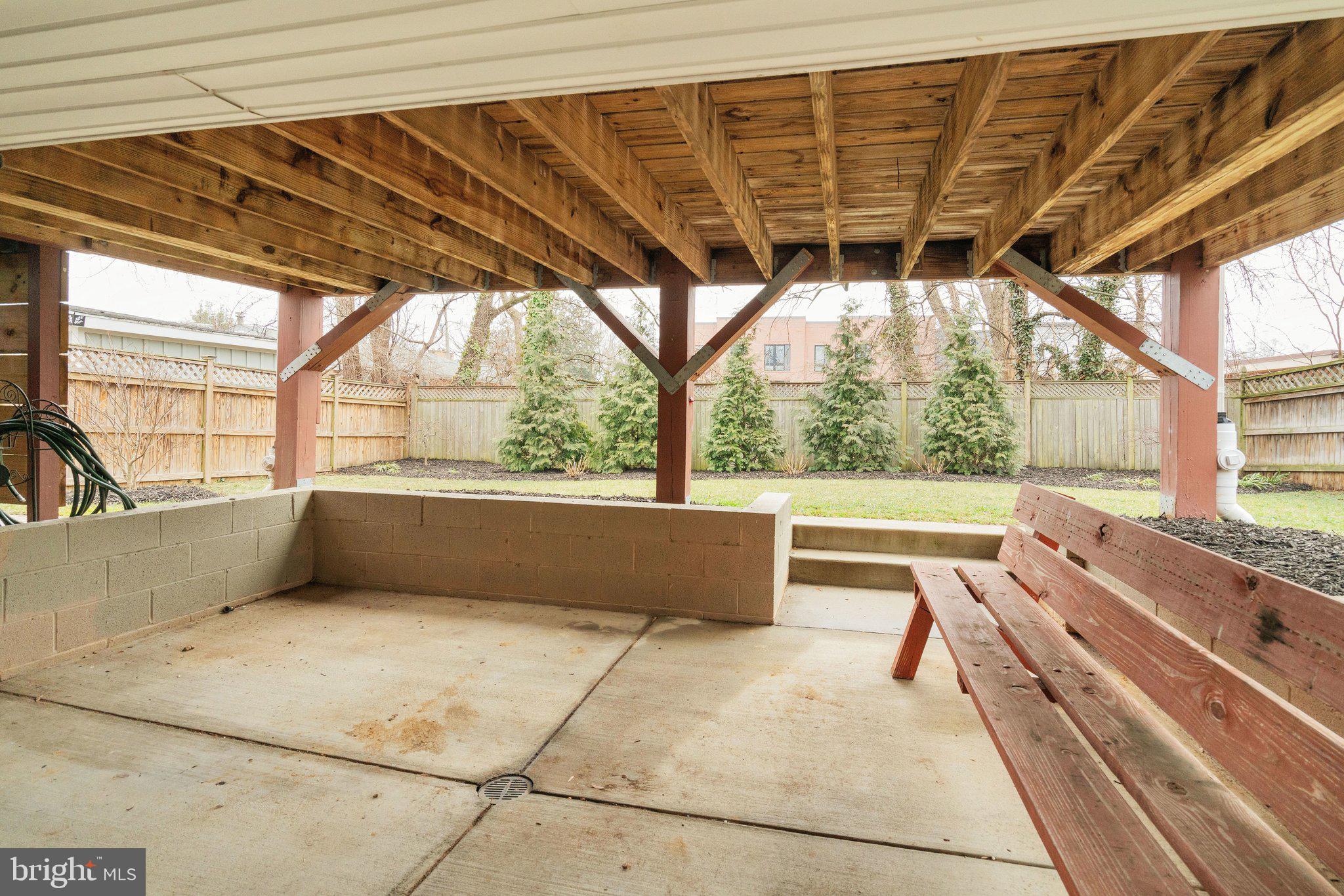 SOUTHGATE - Residential