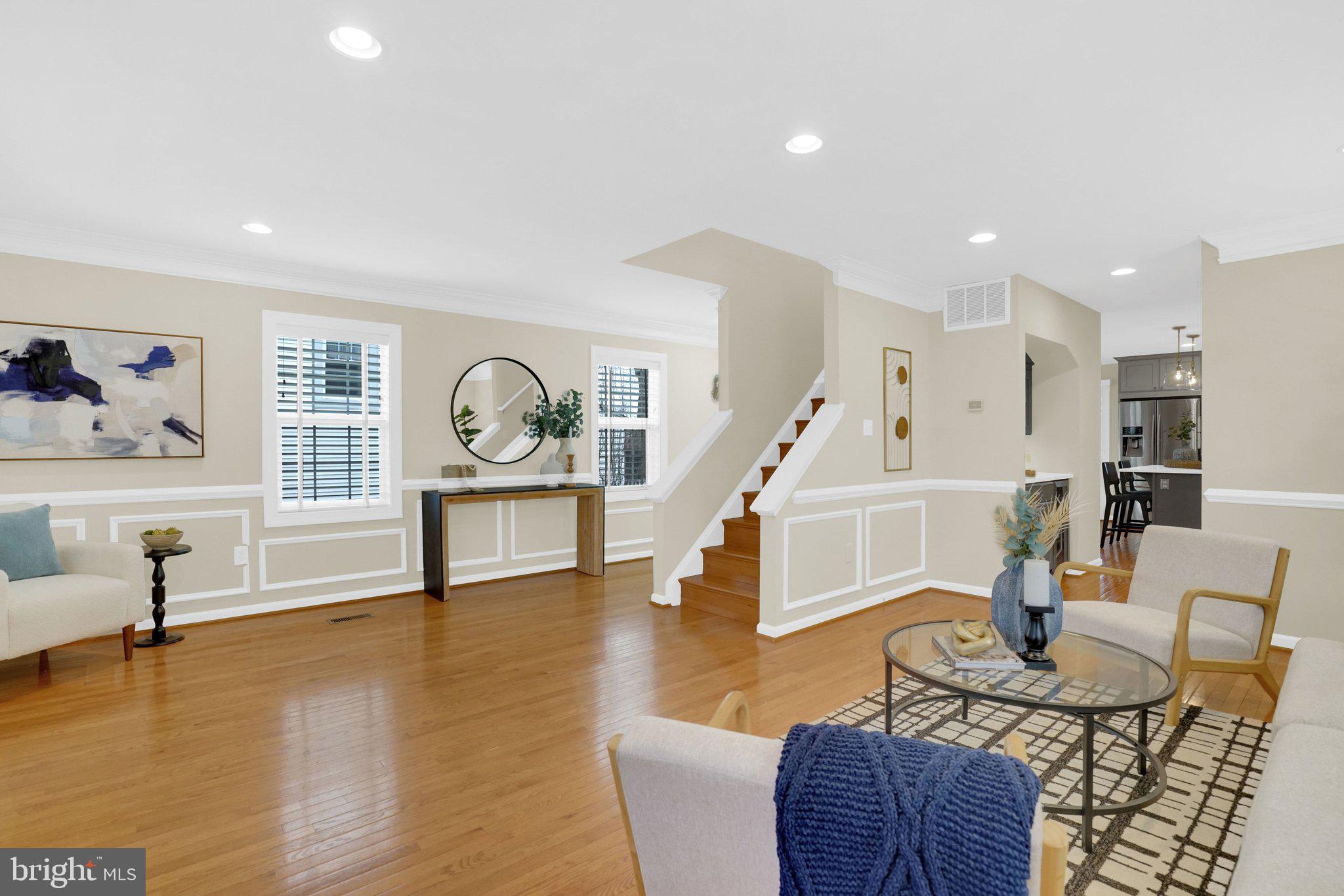 SOUTHGATE - Residential