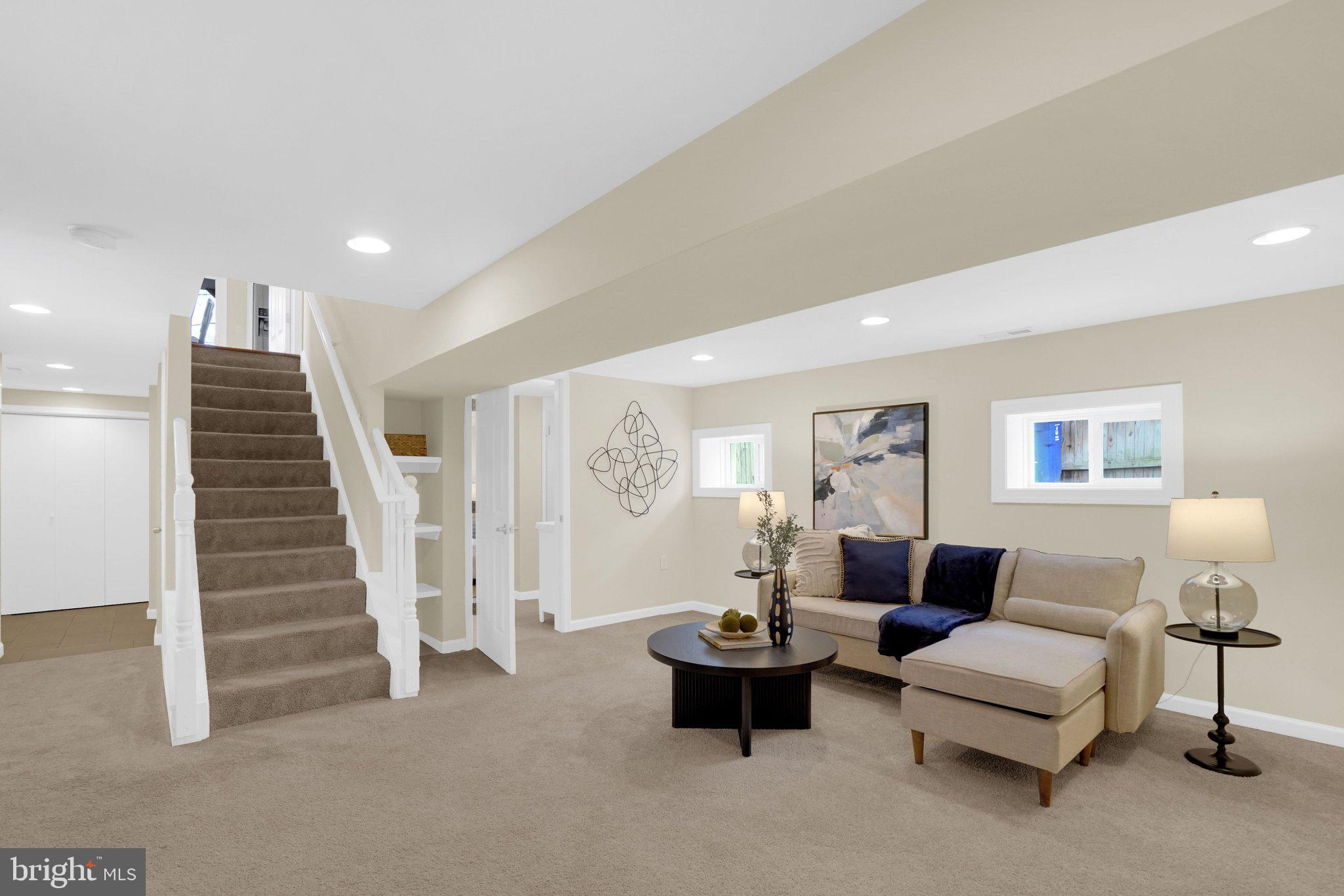 SOUTHGATE - Residential