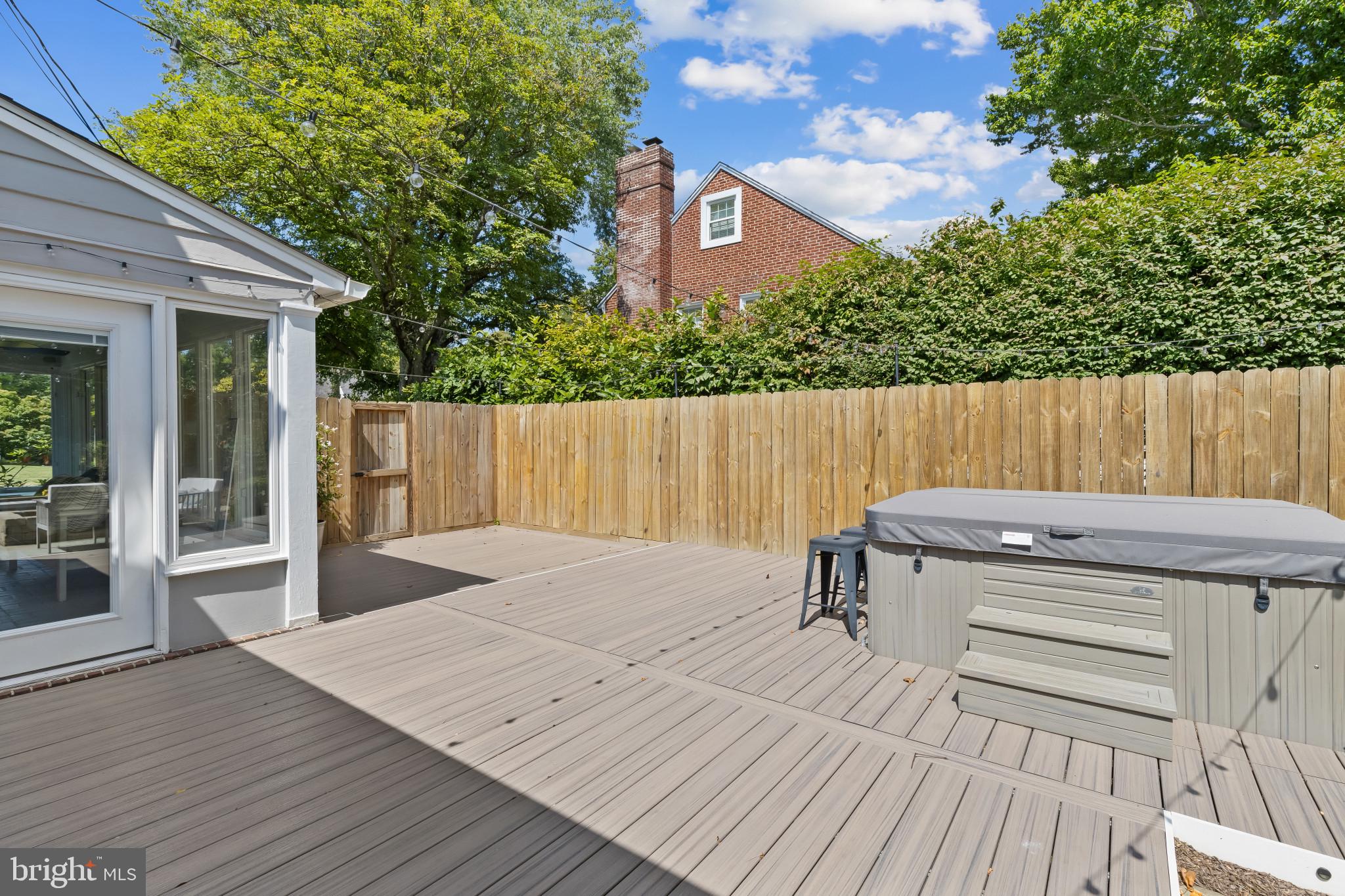 WEST TOWSON - Residential