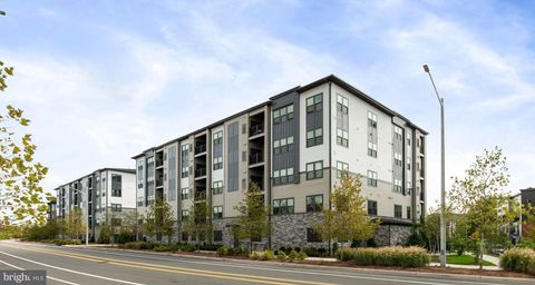 12880 MOSAIC PARK WAY 1-X HERNDON VA 20171