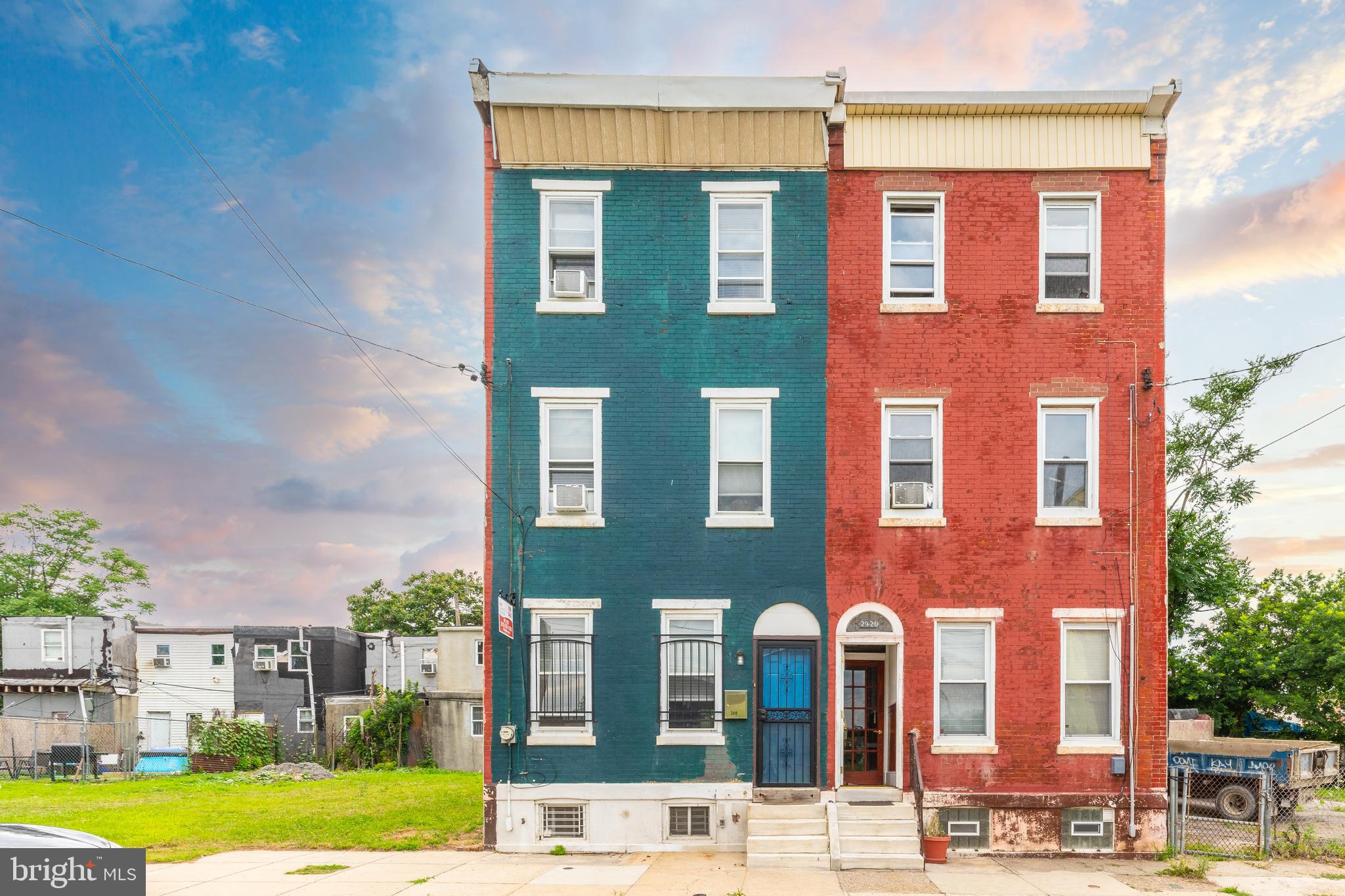 OLDE KENSINGTON - Residential