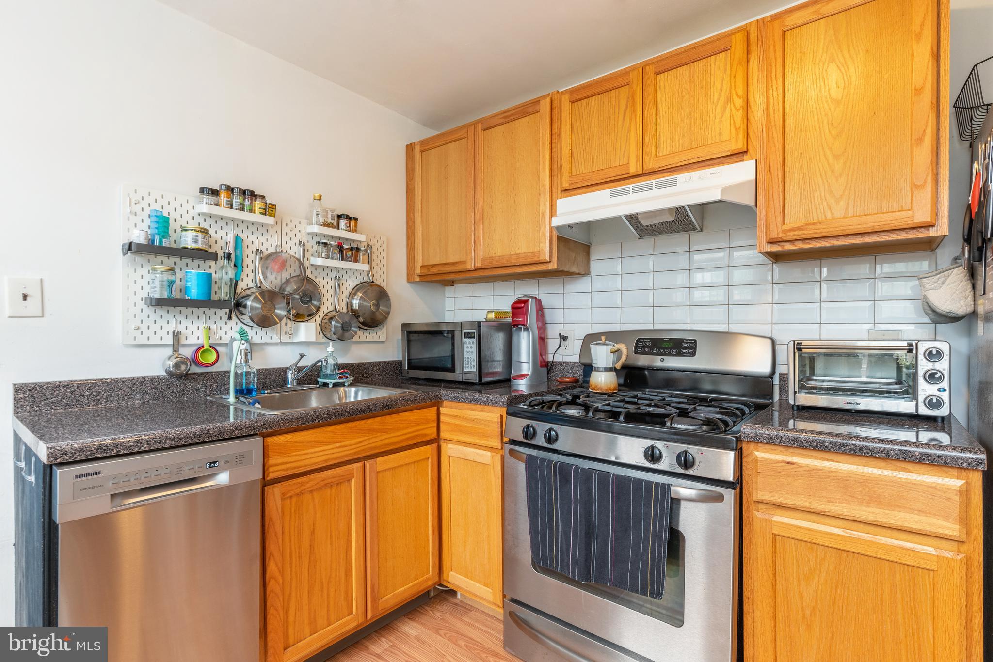 OLDE KENSINGTON - Residential