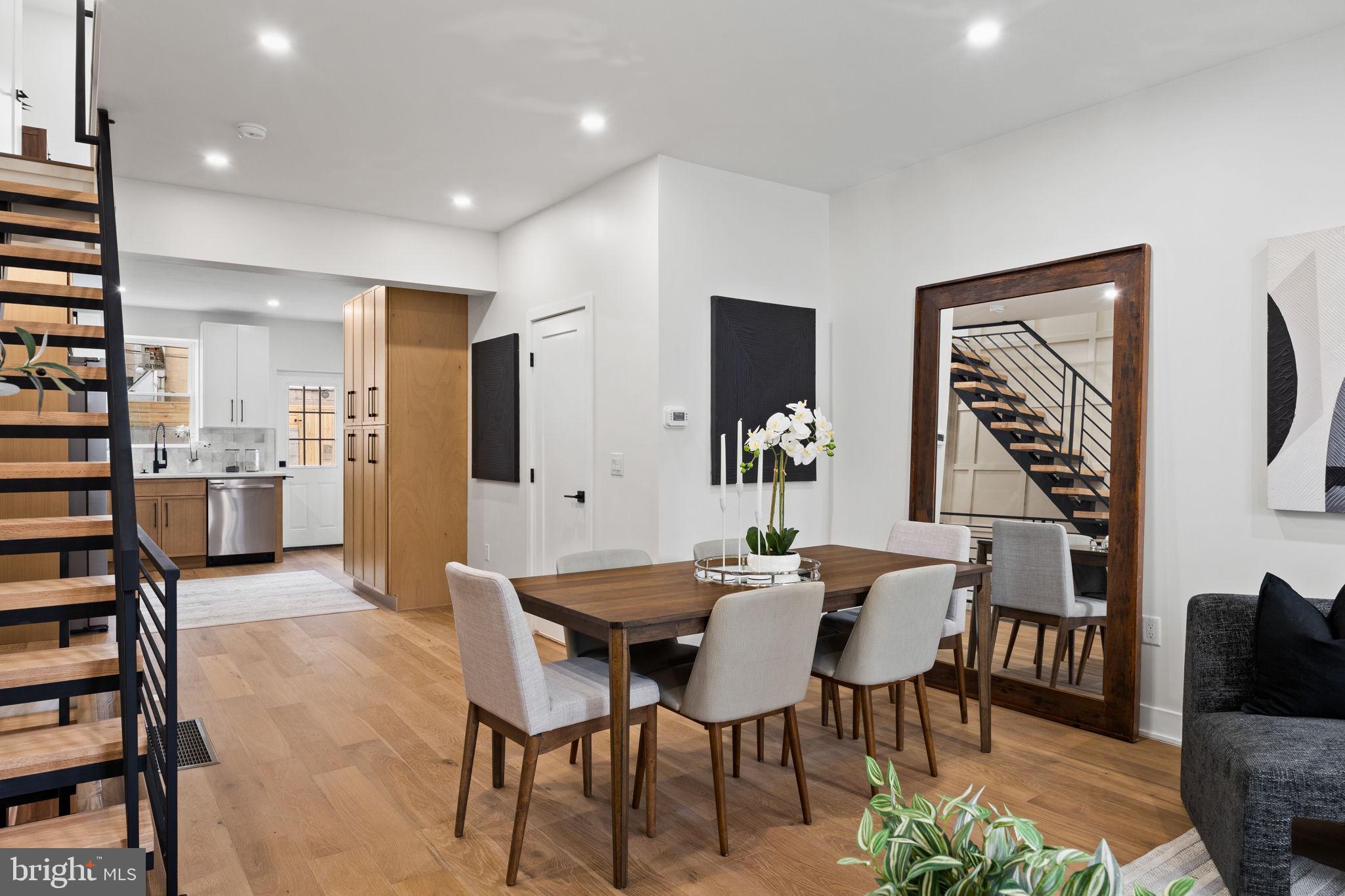 PASSYUNK SQUARE - Residential