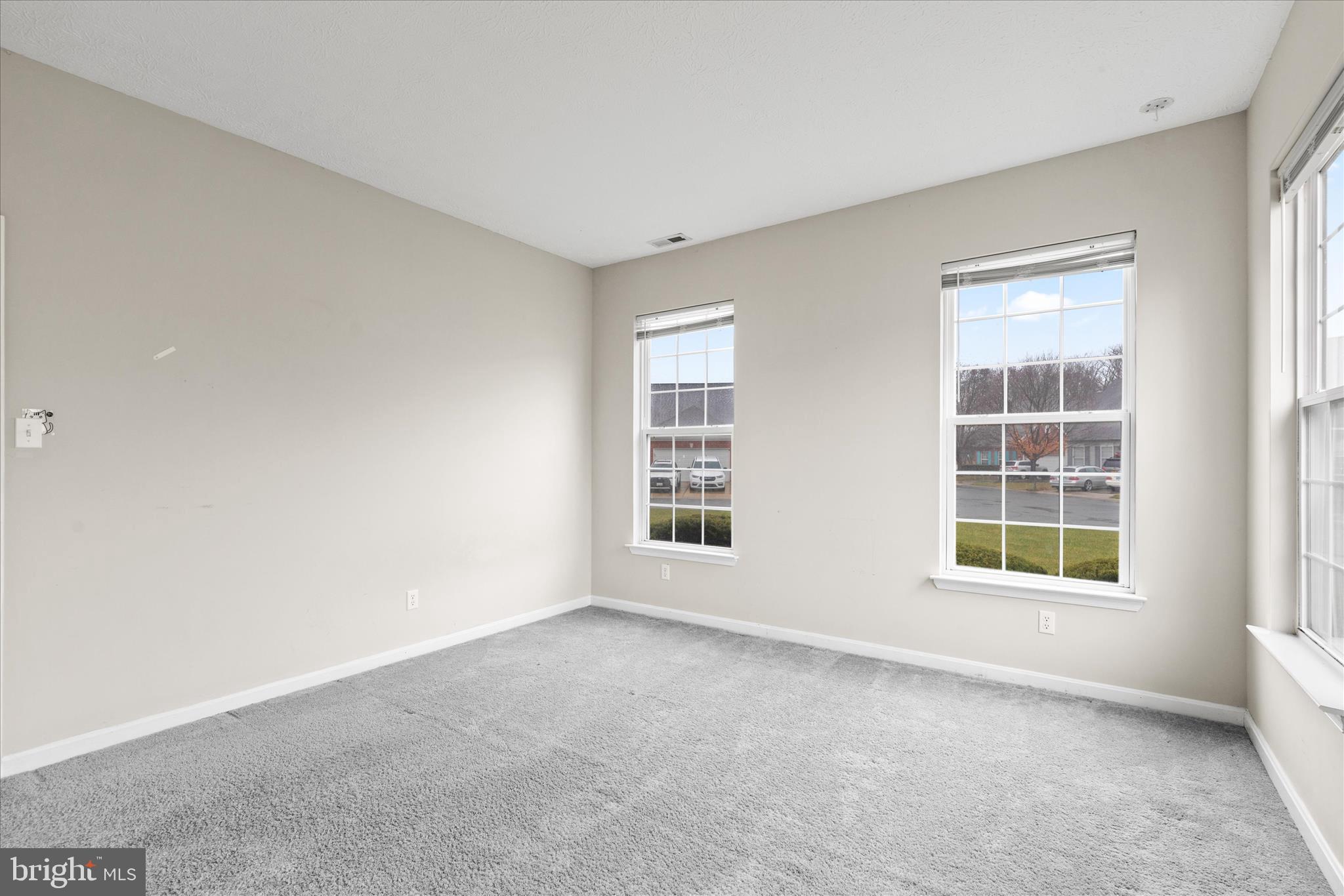 WOOD CREEK GOLF COMM - Residential