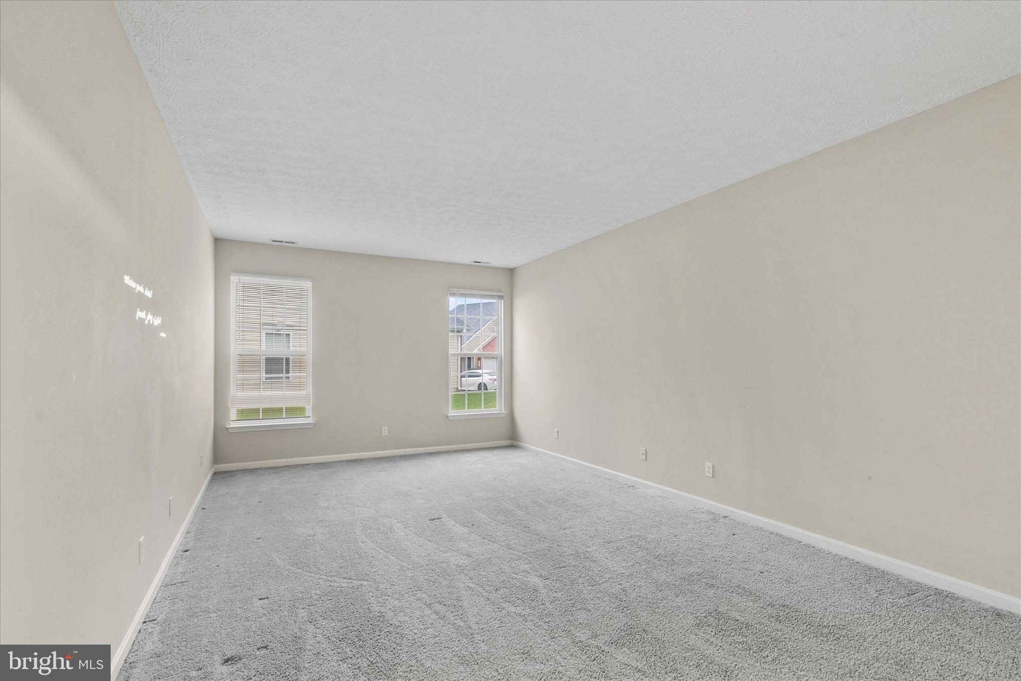 WOOD CREEK GOLF COMM - Residential