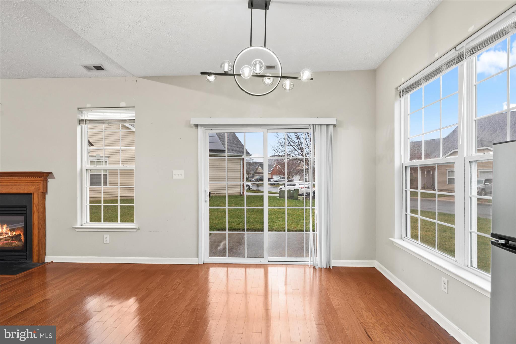 WOOD CREEK GOLF COMM - Residential