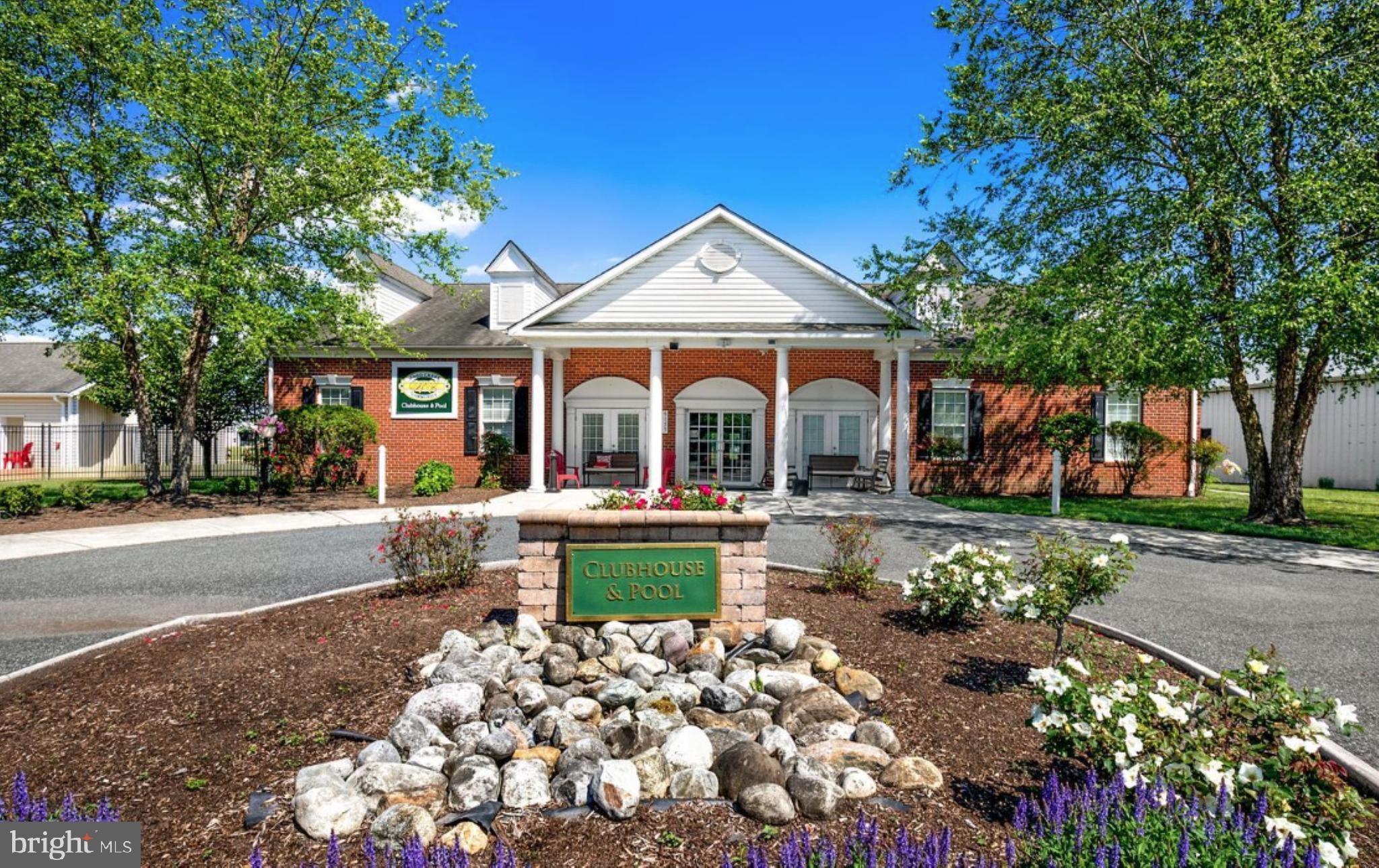 WOOD CREEK GOLF COMM - Residential