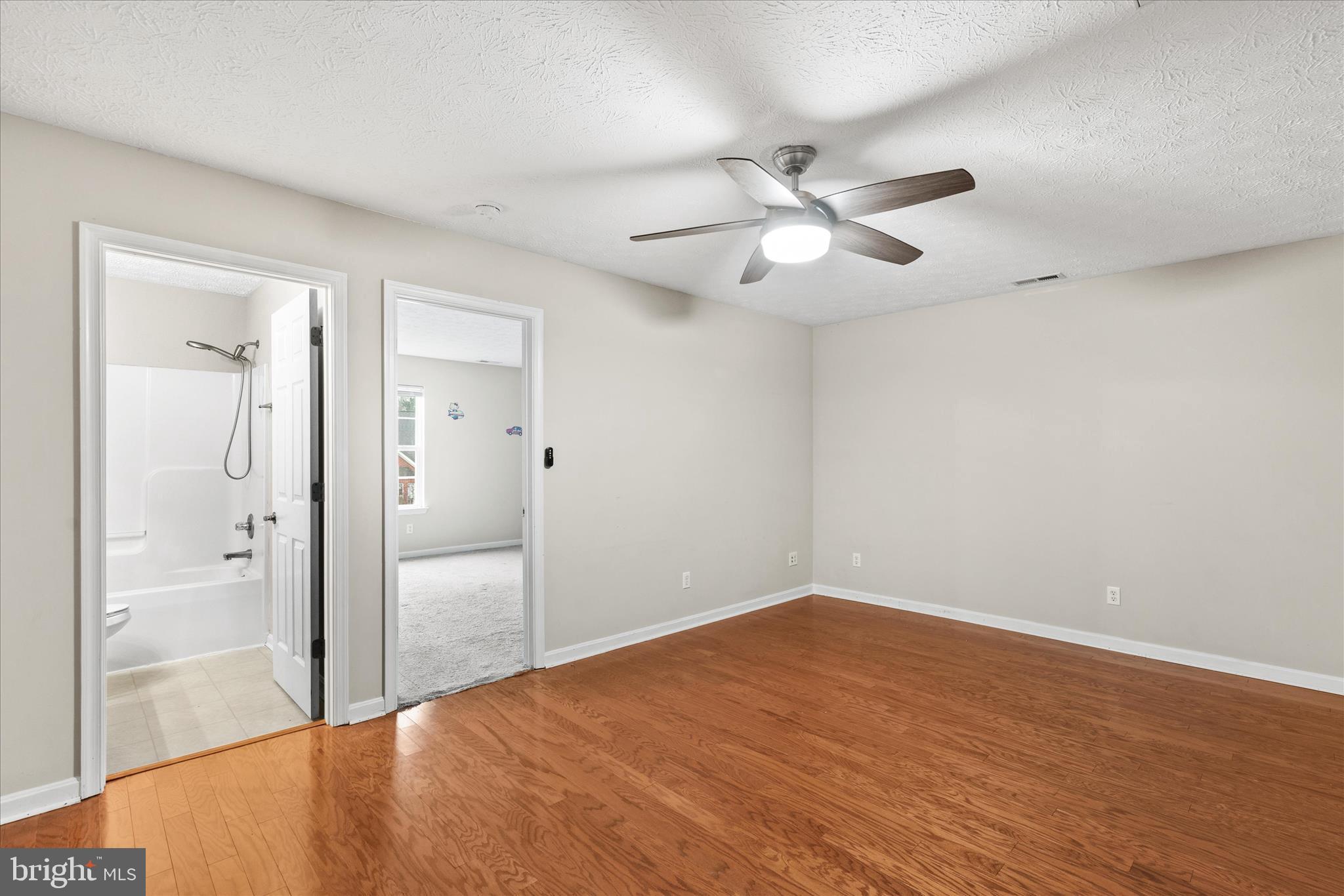 WOOD CREEK GOLF COMM - Residential