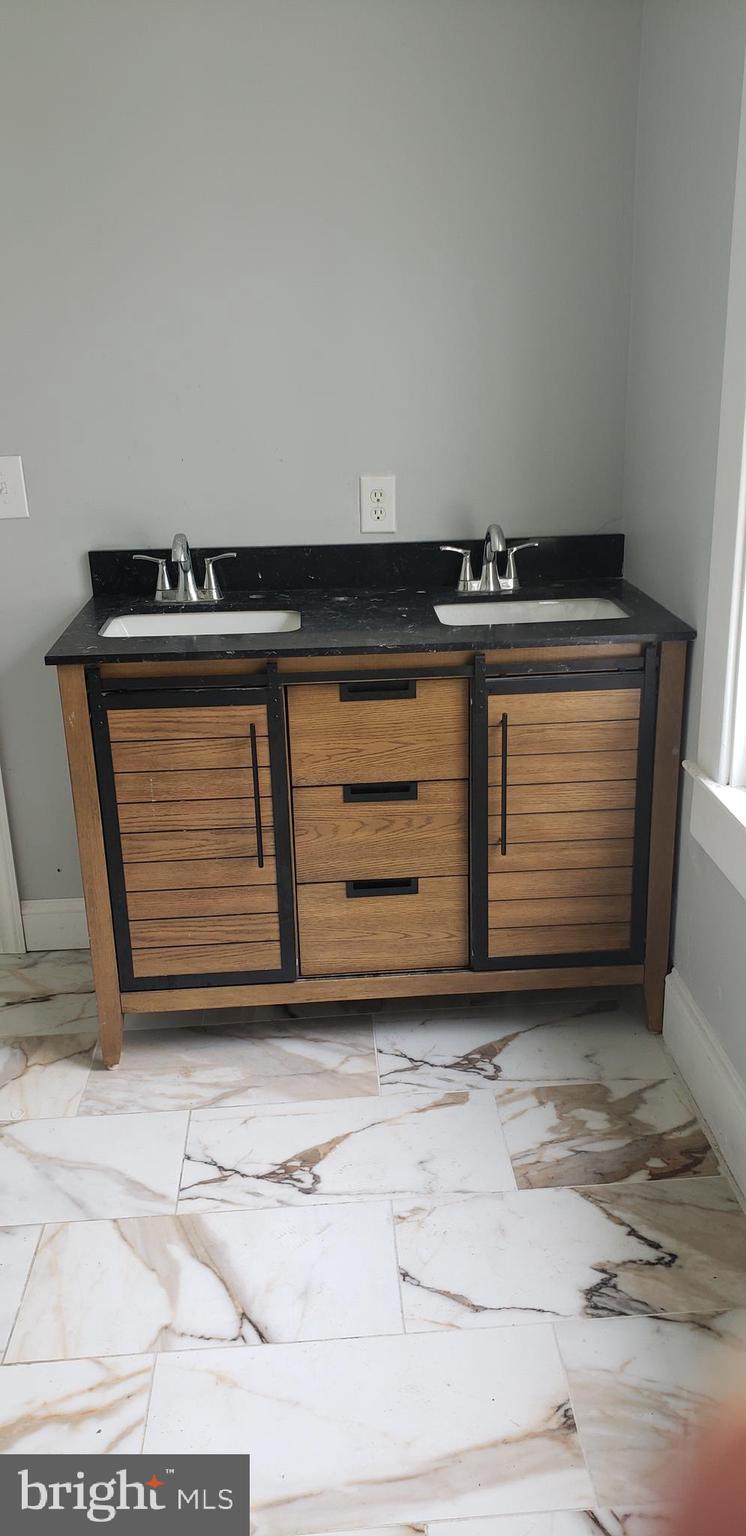 27930 PEMBERTON DRIVE