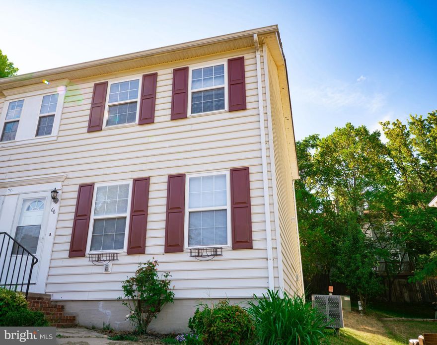 Back to active (pending release) through no fault of the sellers! Would you love to call Harpers Ferry home? Look no further!! This adorable duplex unit in Bolivar is ready for someone to make it their own. It features beautiful wood floors, a well-appointed kitchen, spacious bedrooms, and a lovely backyard with a deck. The home has been recently refreshed, making it move-in ready! Located just minutes from downtown historic Harpers Ferry and 340, commuters and outdoor enthusiasts alike will love the location as well as the off-street parking. Imagine being close to trails, restaurants, shopping, and more! If that isn't enough, check out the beautiful mountain views from the front porch! Are you ready to stop paying someone else's mortgage? This could be the one for you! Schedule your showing today!! 
Note: The Refrigerator is in the process of being upgraded to one with an ice maker.