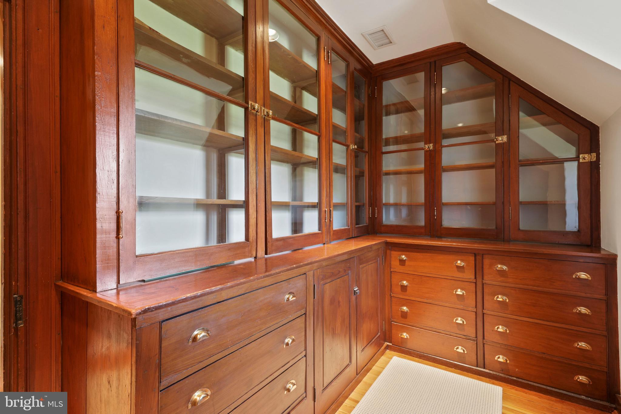 RUXTON/WOODBROOK - Residential