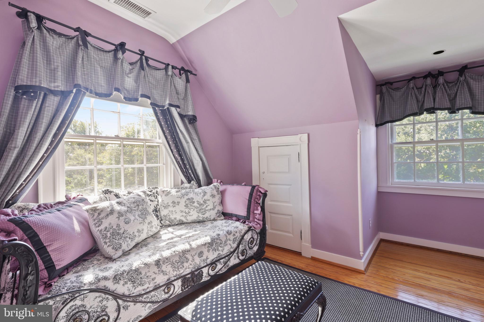 RUXTON/WOODBROOK - Residential