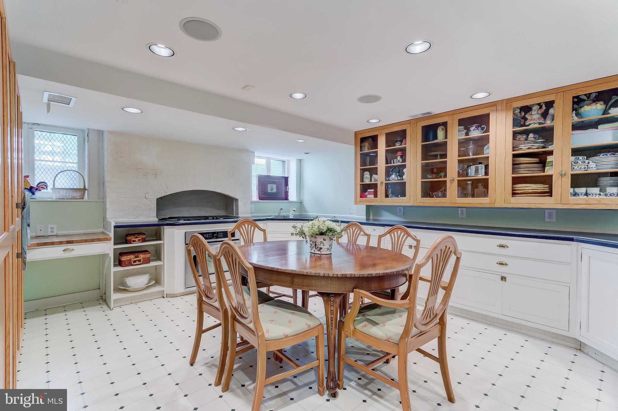 RUXTON/WOODBROOK - Residential