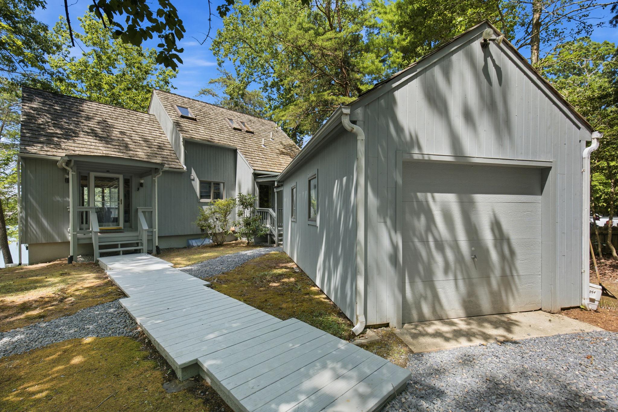 13127 HARBOR LANE