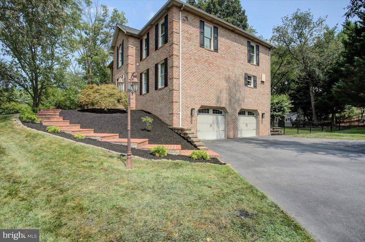 20204 PLUMWOOD DRIVE