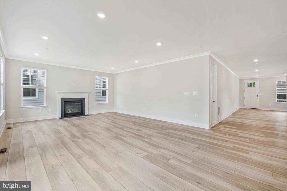 PARKSIDE PRESERVE - Residential