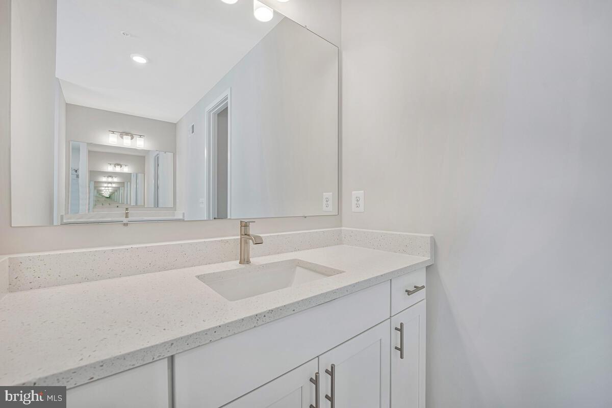 PARKSIDE PRESERVE - Residential