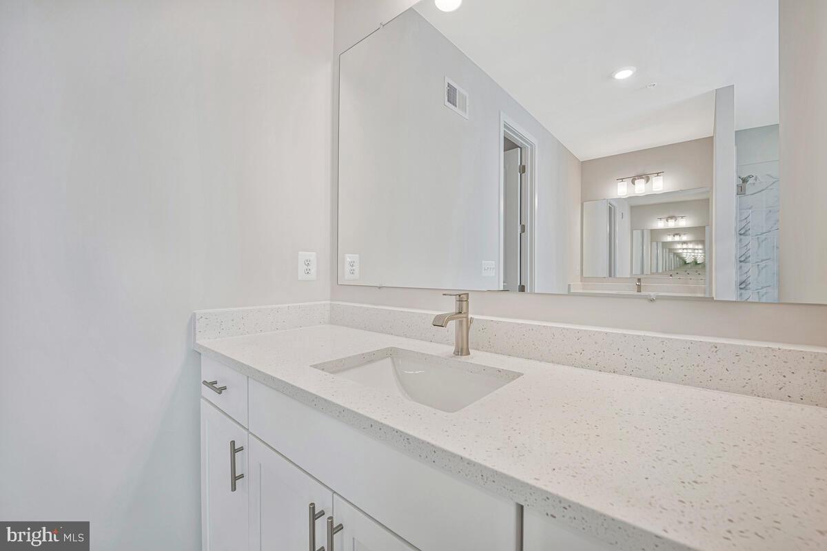 PARKSIDE PRESERVE - Residential