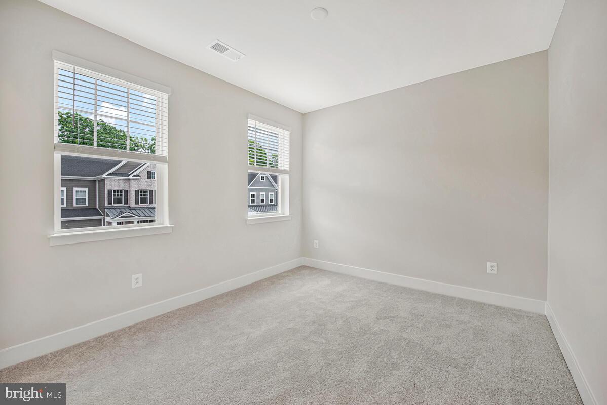 PARKSIDE PRESERVE - Residential