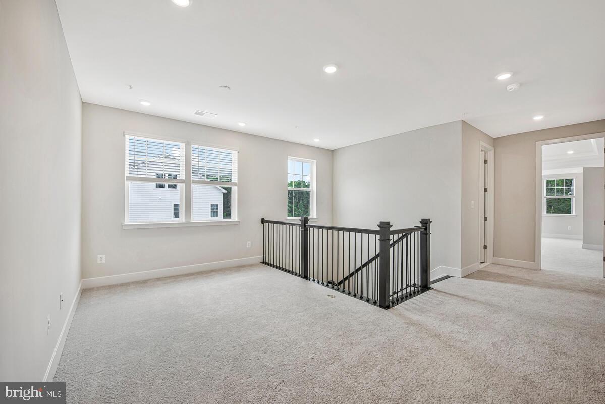 PARKSIDE PRESERVE - Residential