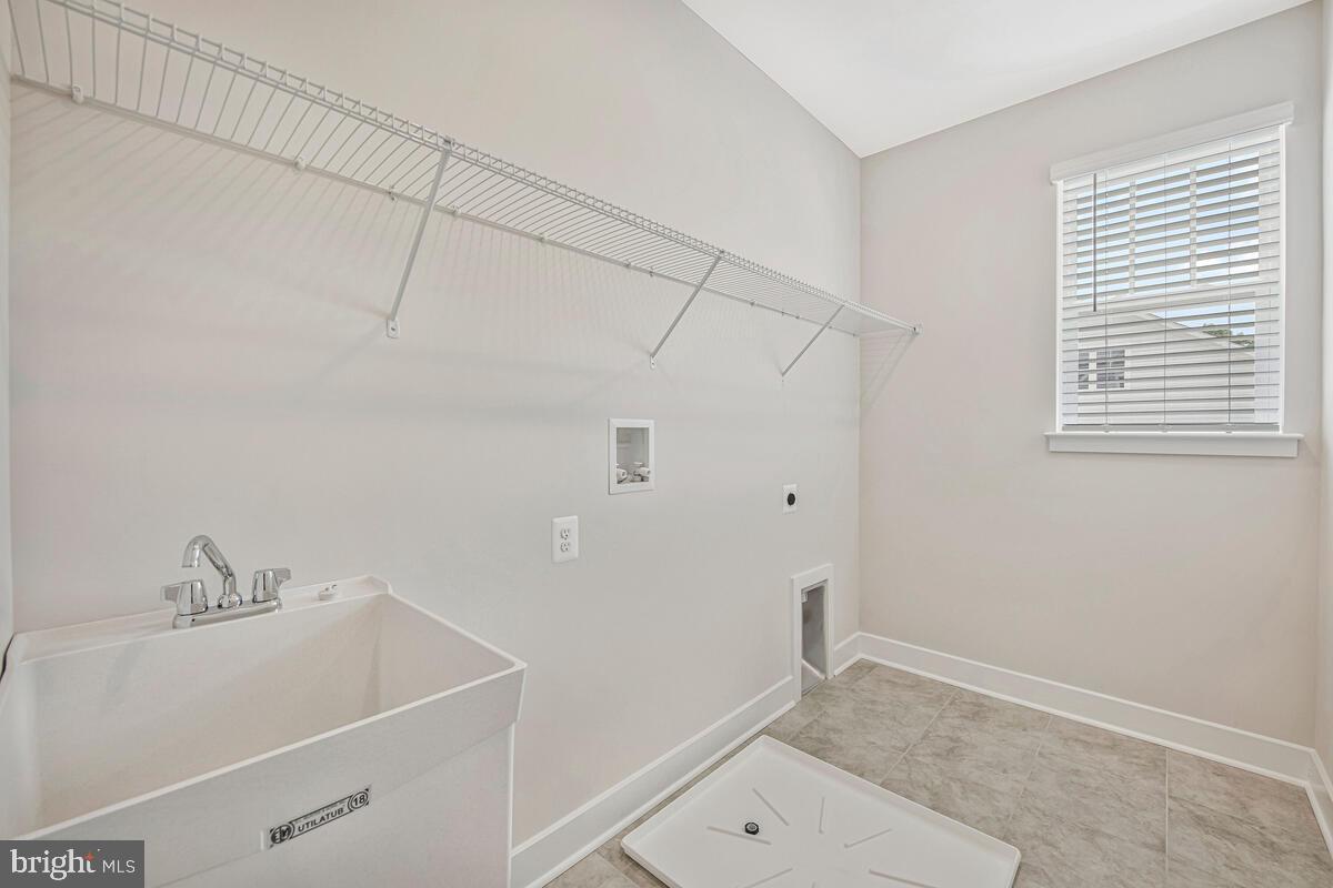 PARKSIDE PRESERVE - Residential