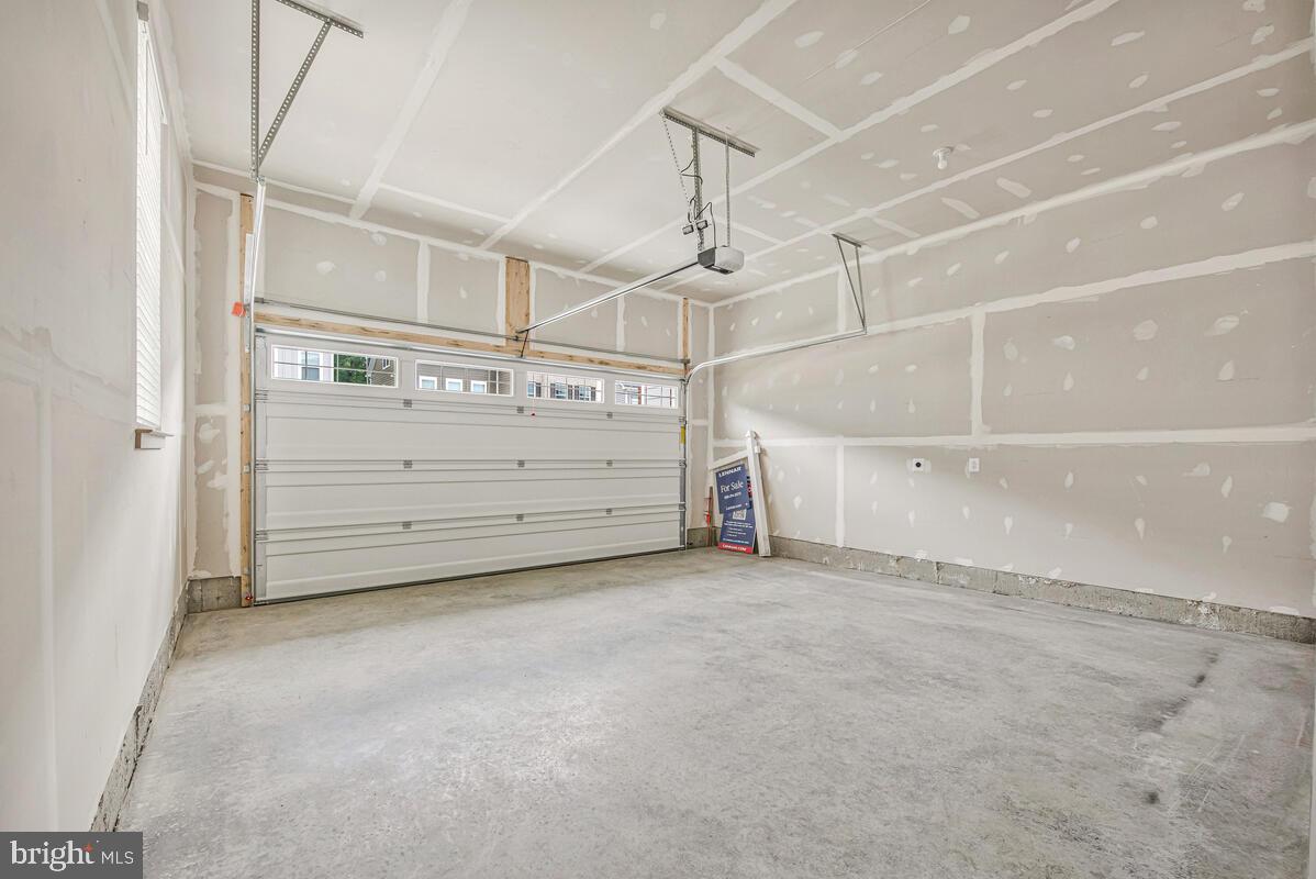 PARKSIDE PRESERVE - Residential