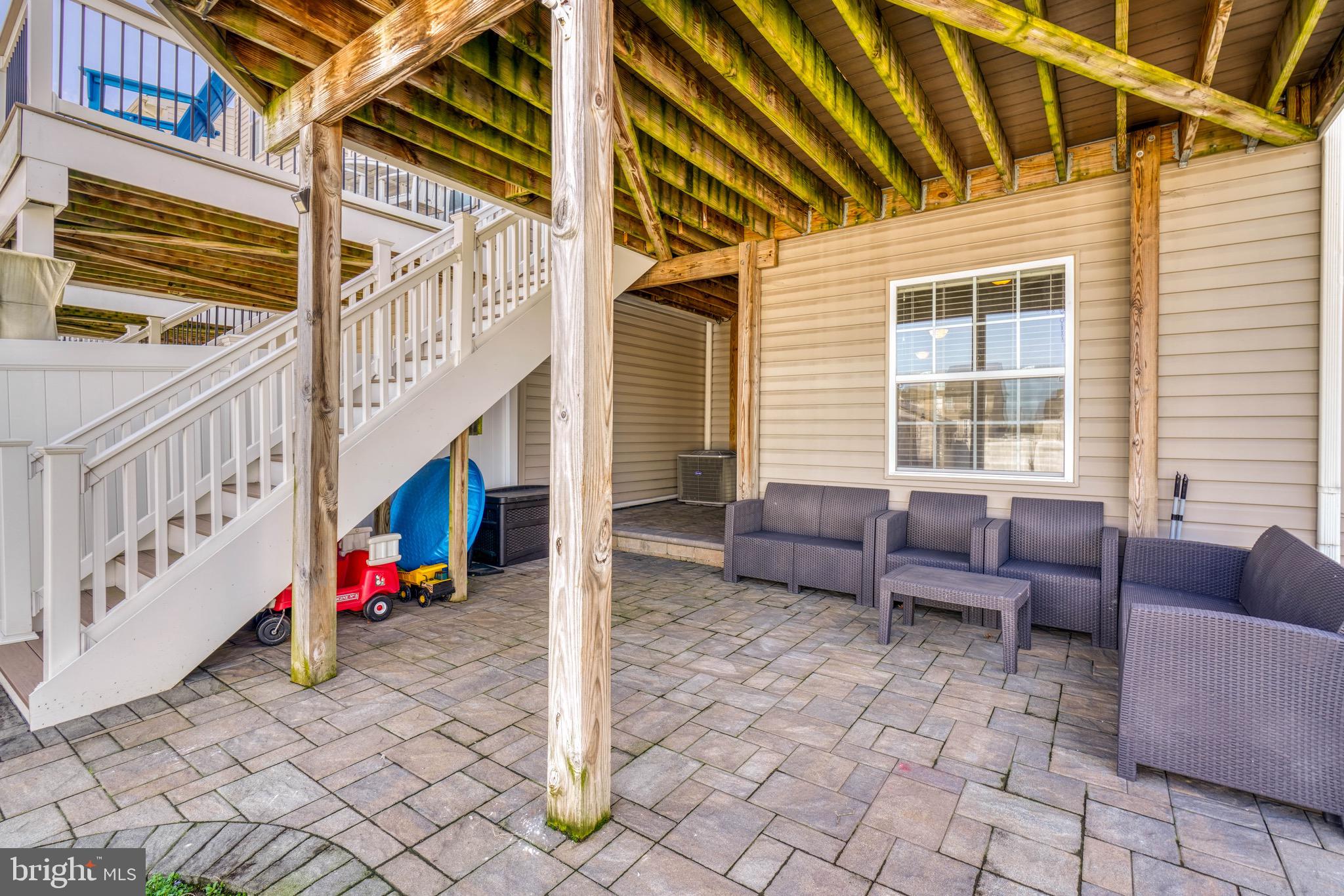 STANSBURY SHORES - Residential