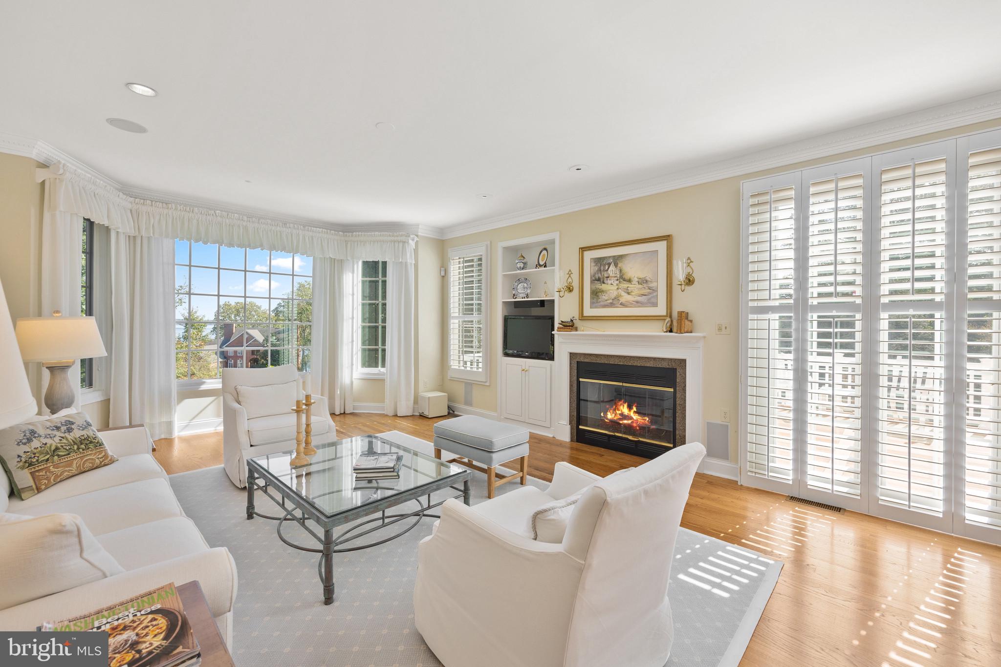 THE DOWNS - Residential