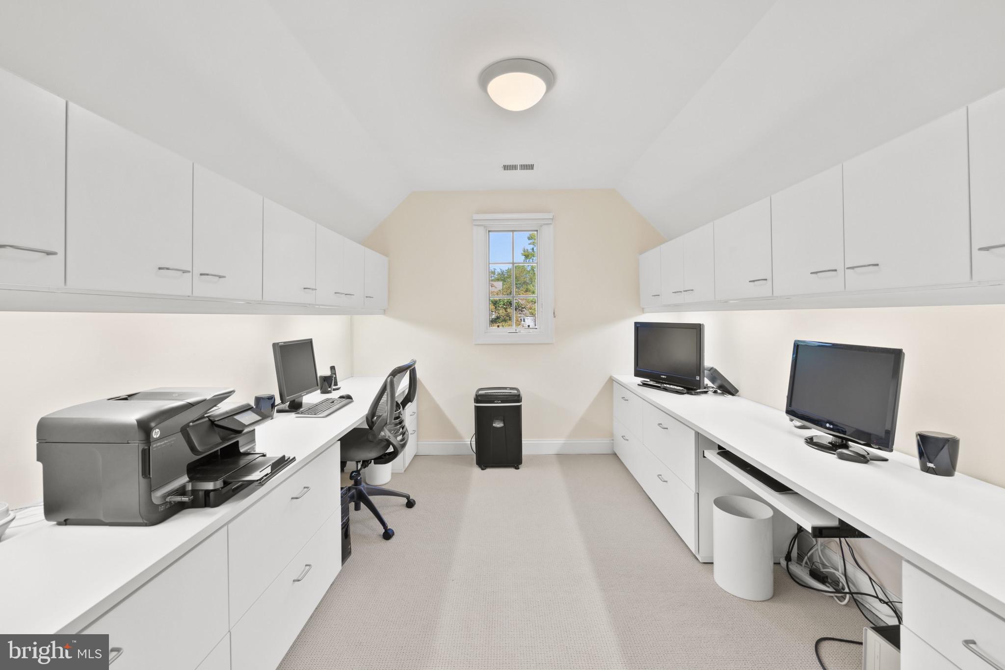 THE DOWNS - Residential