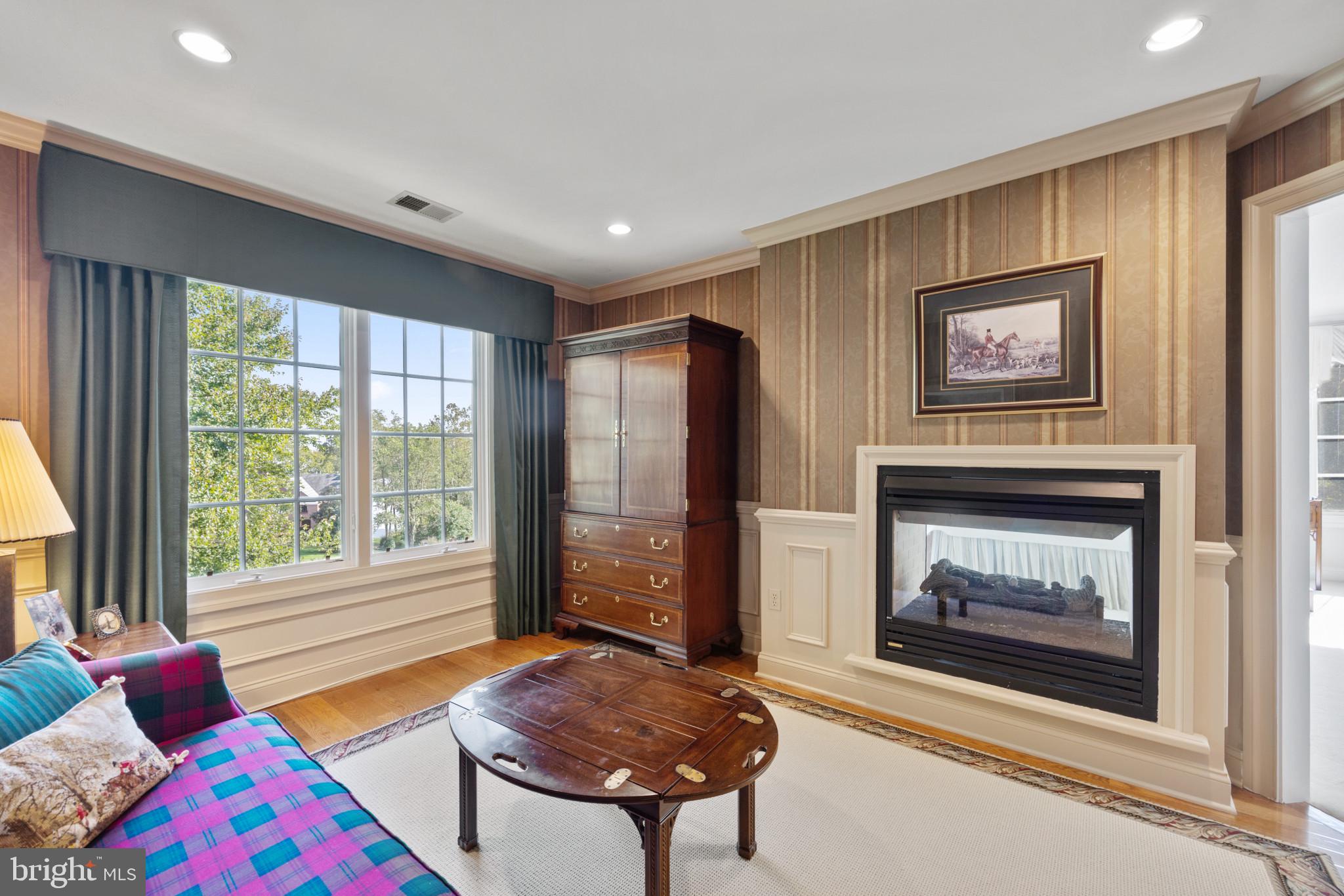 THE DOWNS - Residential