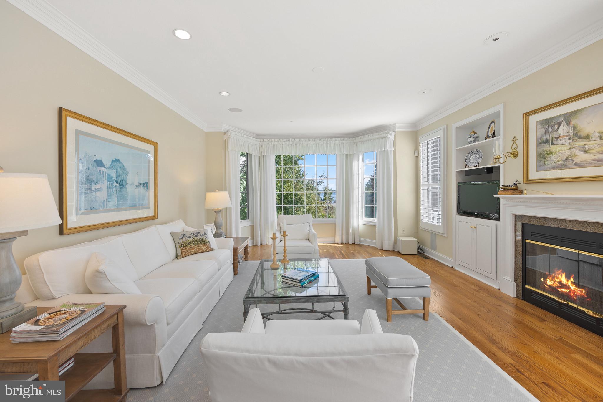 THE DOWNS - Residential