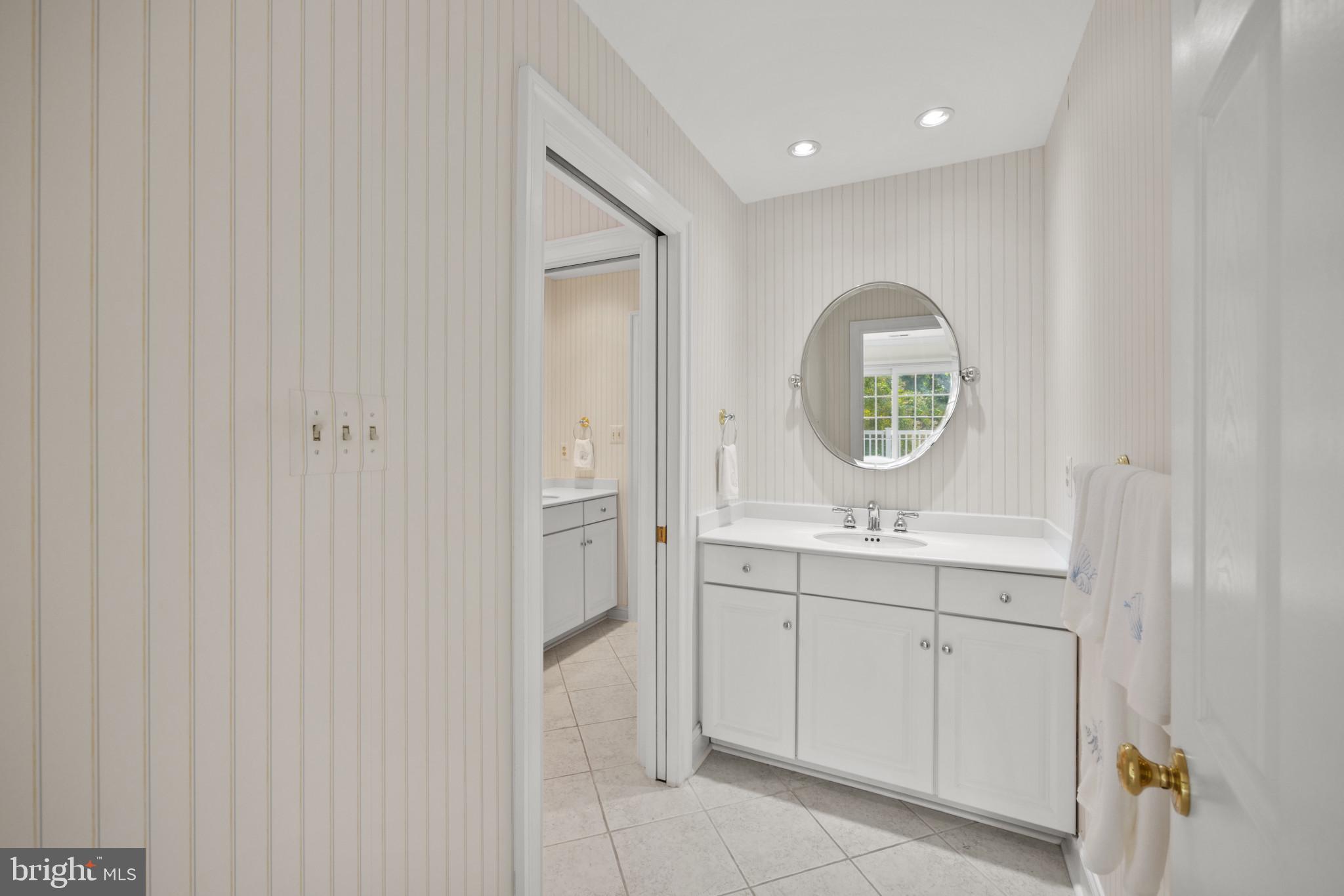 THE DOWNS - Residential