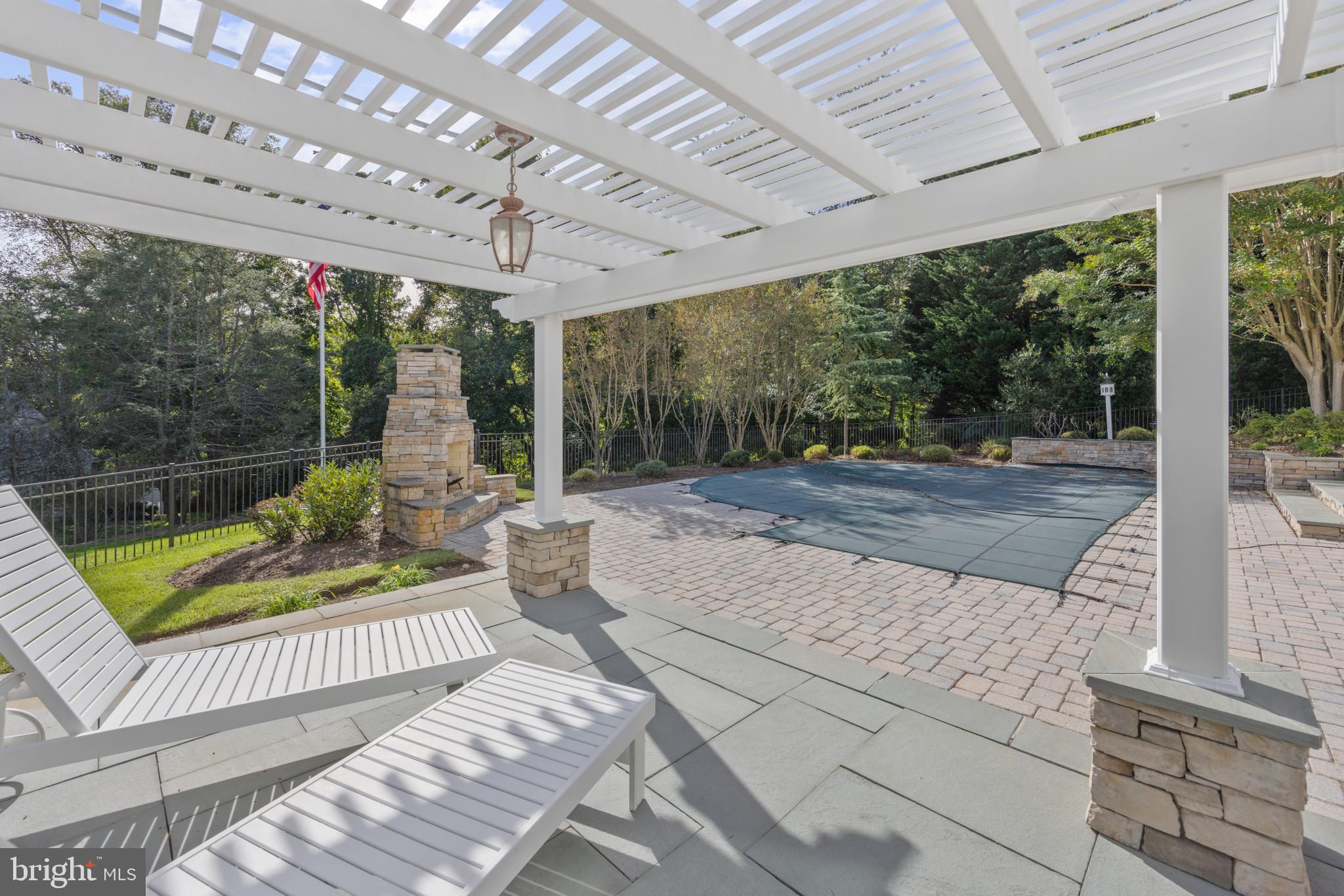 THE DOWNS - Residential