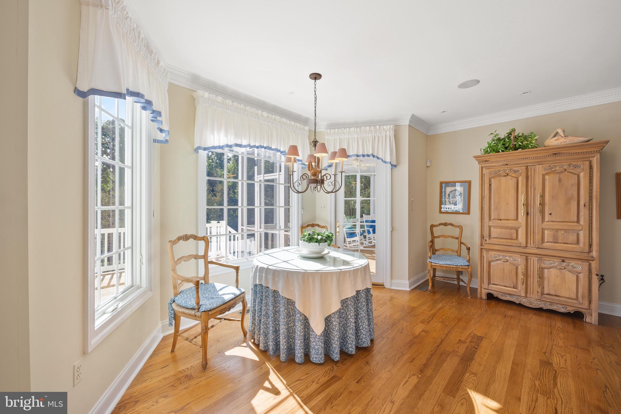 THE DOWNS - Residential