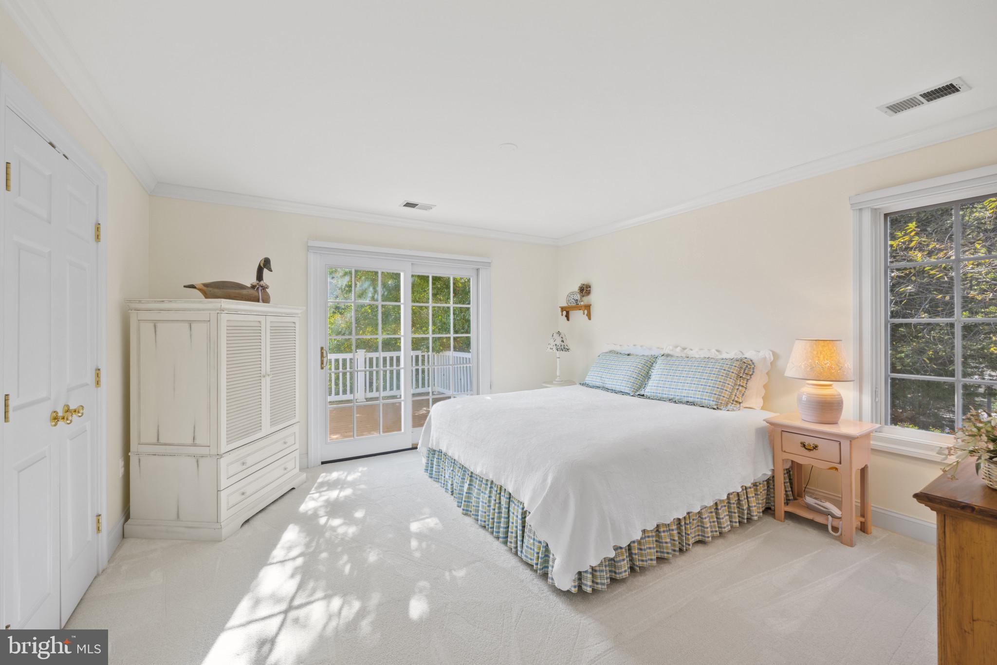 THE DOWNS - Residential