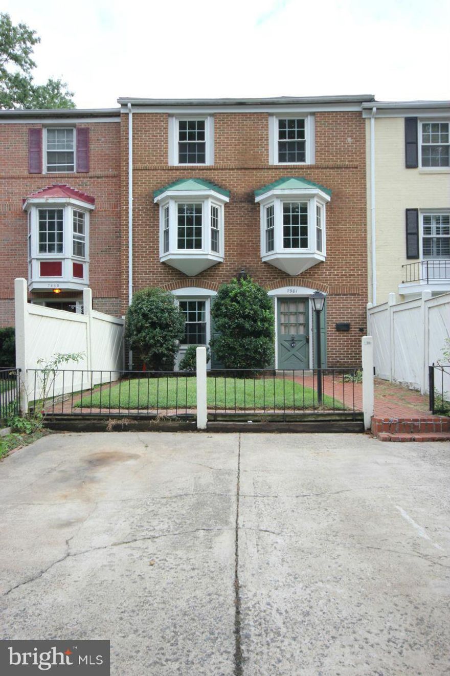 This is a professionally managed property where you will enjoy our FREE Resident Benefits Package! Included are two ways to pay your rent electronically, online maintenance requests as well as an online portal through which you can access important information such as your monthly statement, your Lease and your Association guidelines where applicable. Over 2100 square feet of living space in this 4BR, 2.5BA upgraded townhome featuring a Family Room with wood burning fireplace, an eat-in Kitchen with gas cooking, gas heat, patio, fenced rear and more.  Adjacent to park and close to schools, shopping, entertainment, Ft. Belvoir and major access routes. Nearby Bus to Huntington Metro.