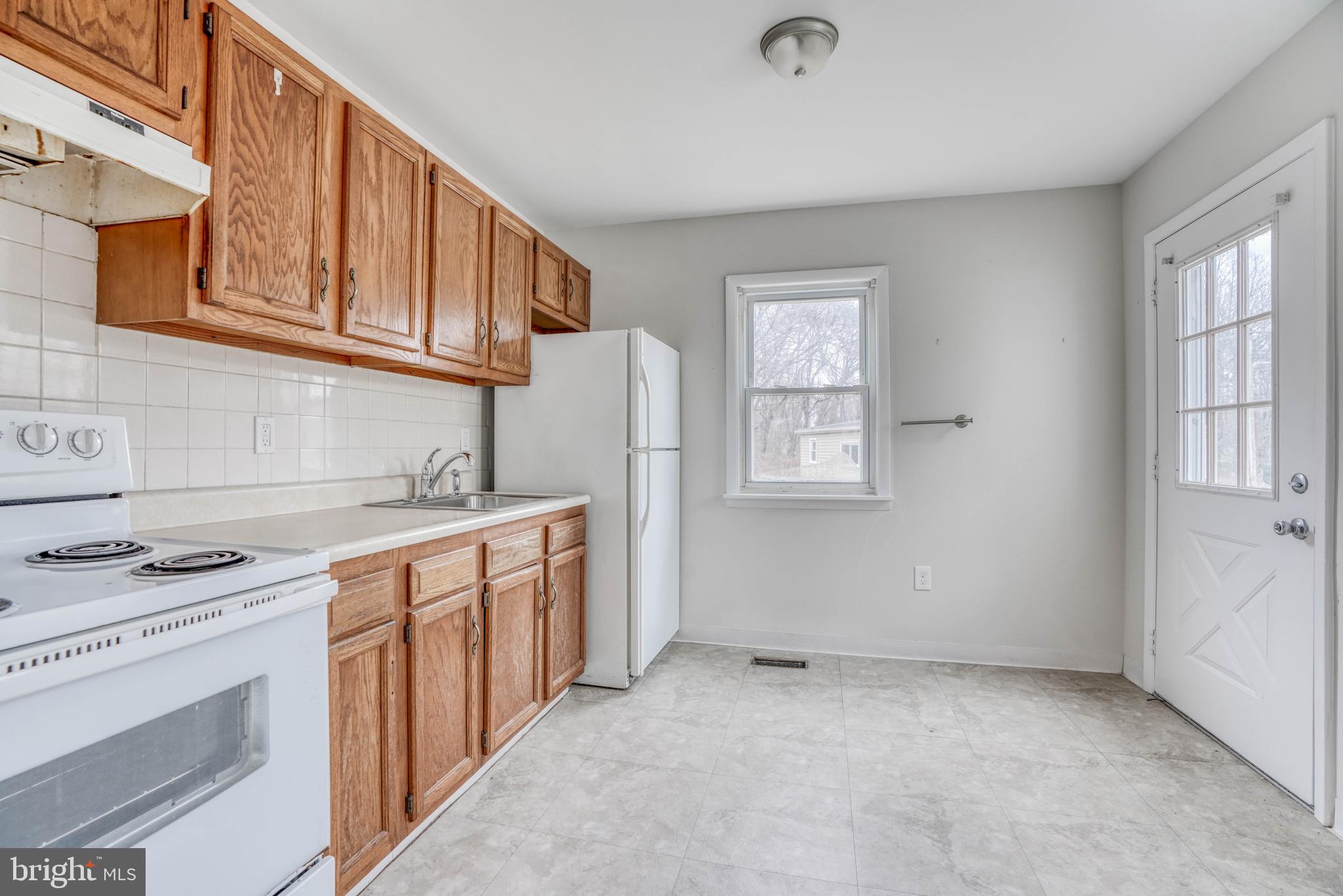 HARMANS - Residential Lease