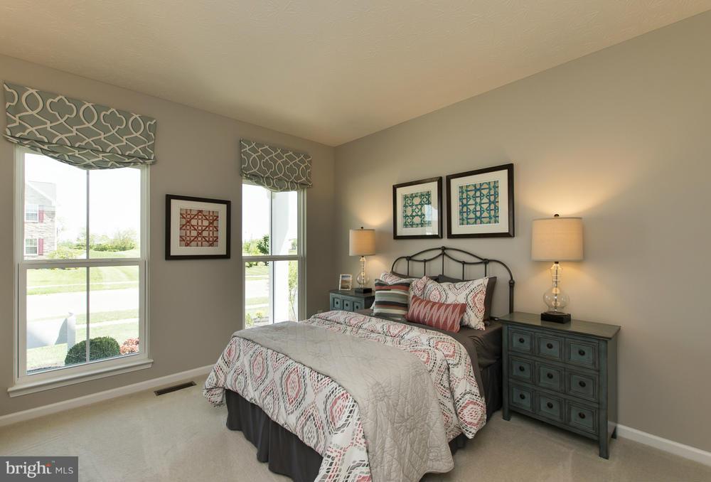 TWO RIVERS - Residential